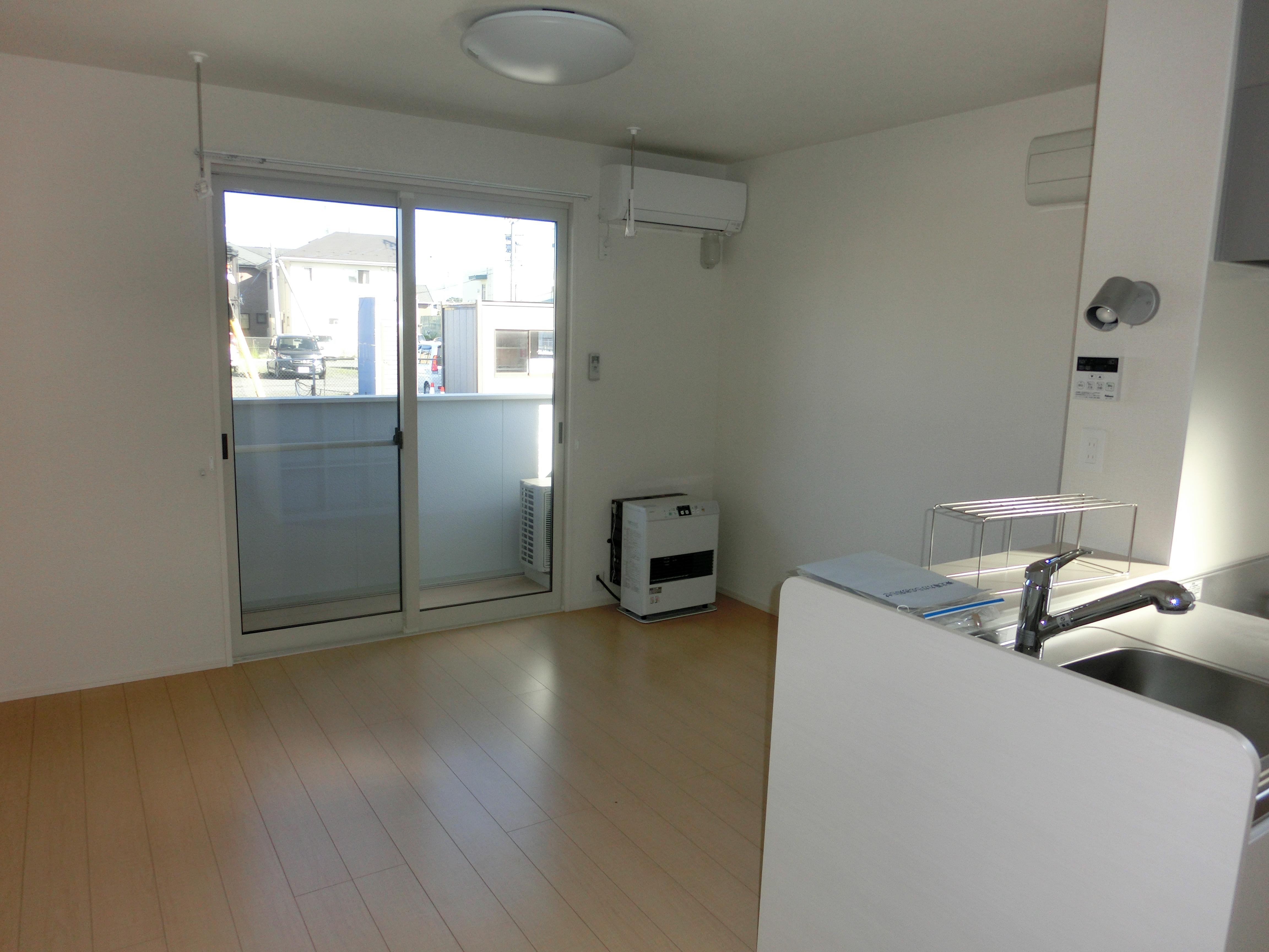 ★D-room★インターネット無料★コモライズ新井田西A