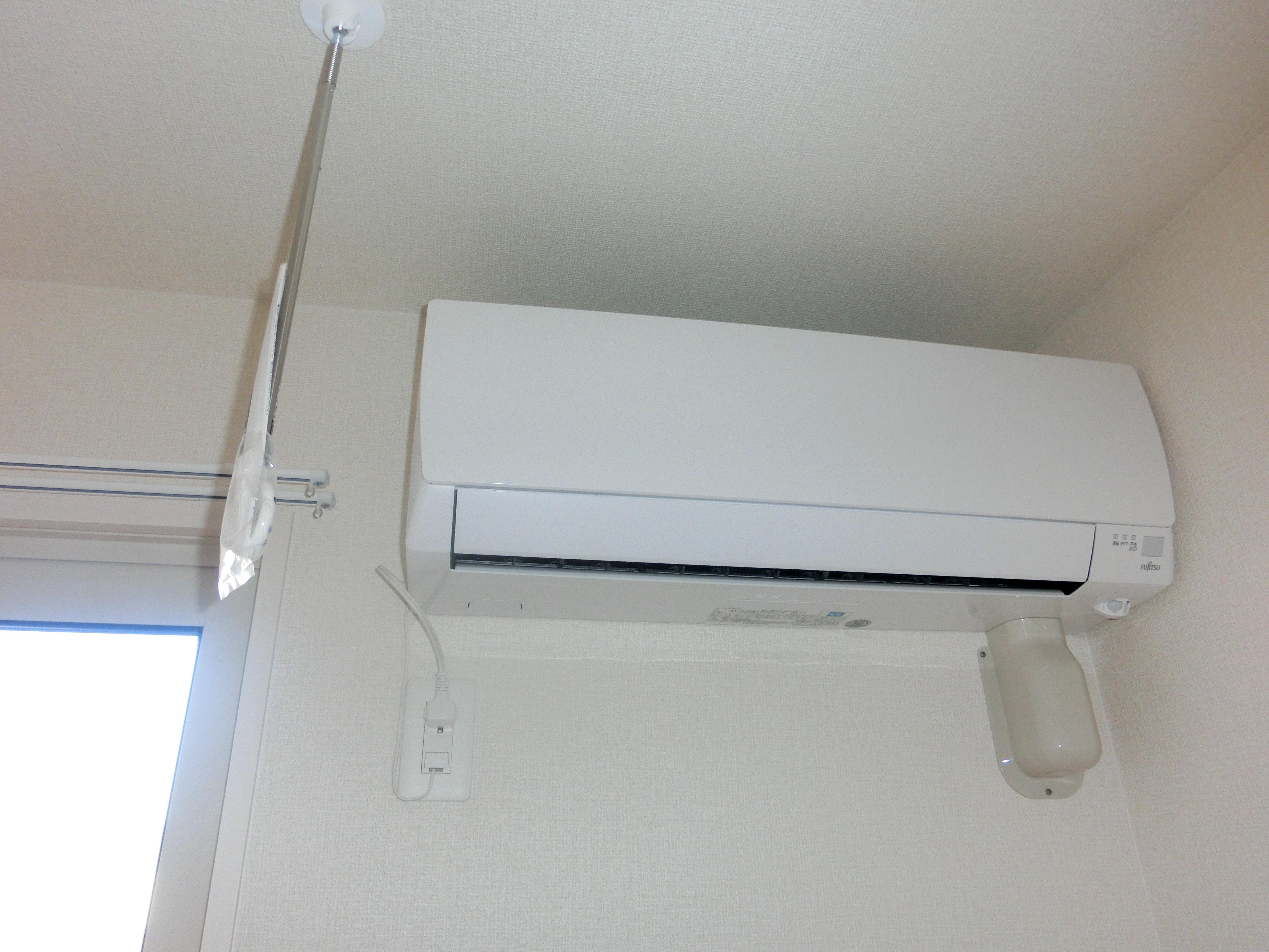 ★D-room★インターネット無料★コモライズ新井田西A