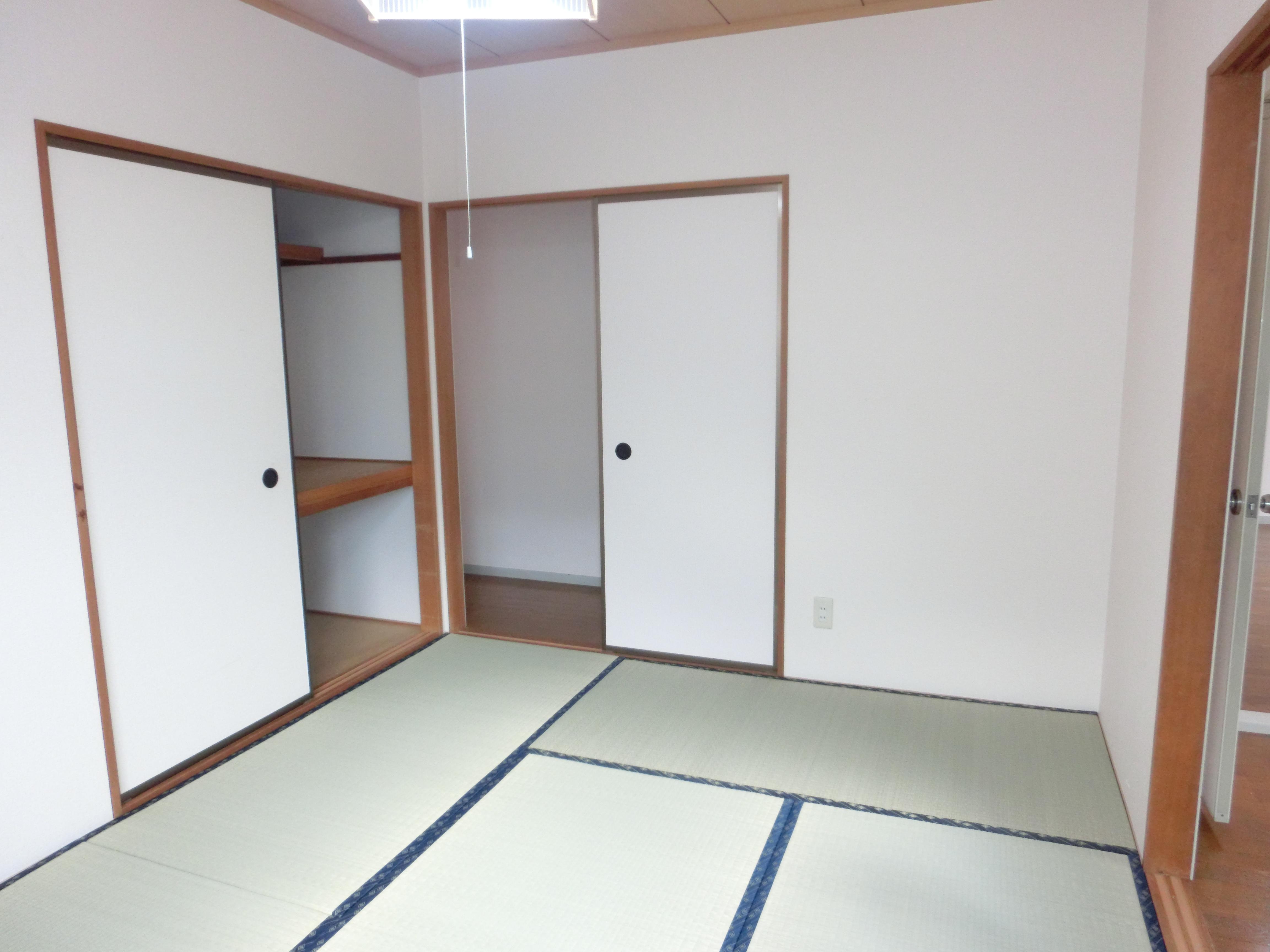★D-room★セジュールワヤマB