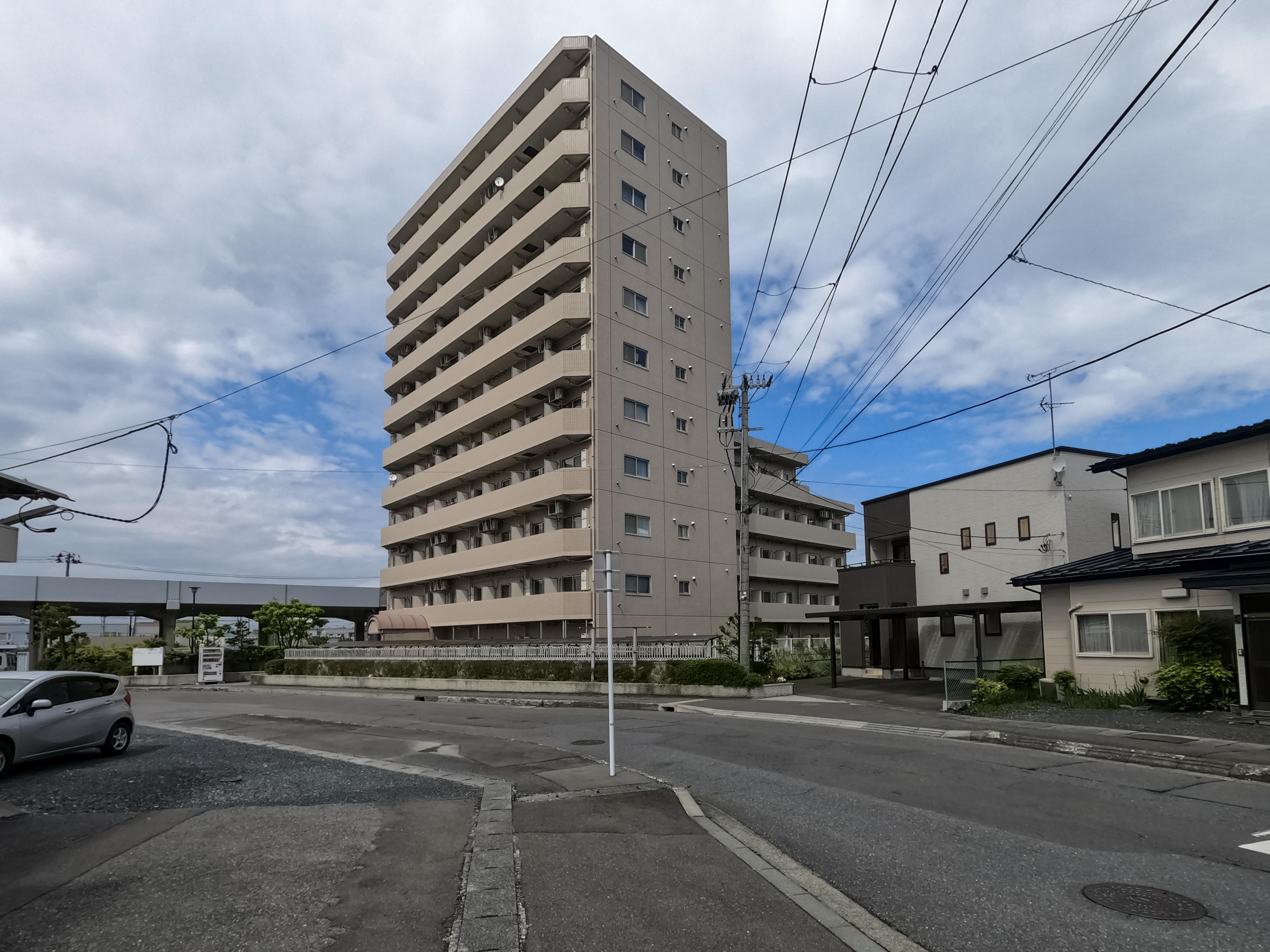 ★ペット可（犬・猫）★全室インターネット無料★エトワール八戸第2