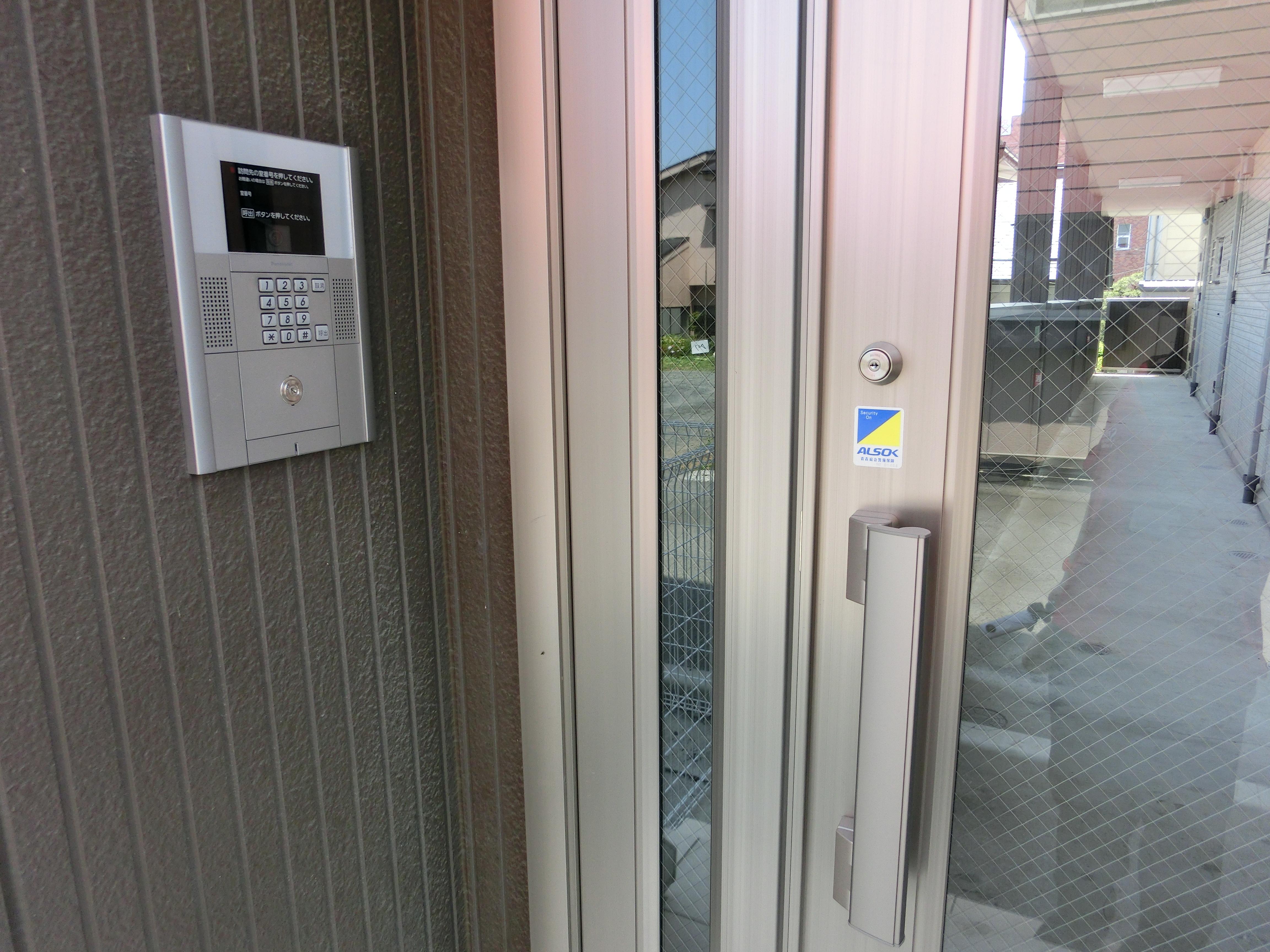 ★中心街・市役所徒歩圏内・インターネット無料！★メゾン内丸