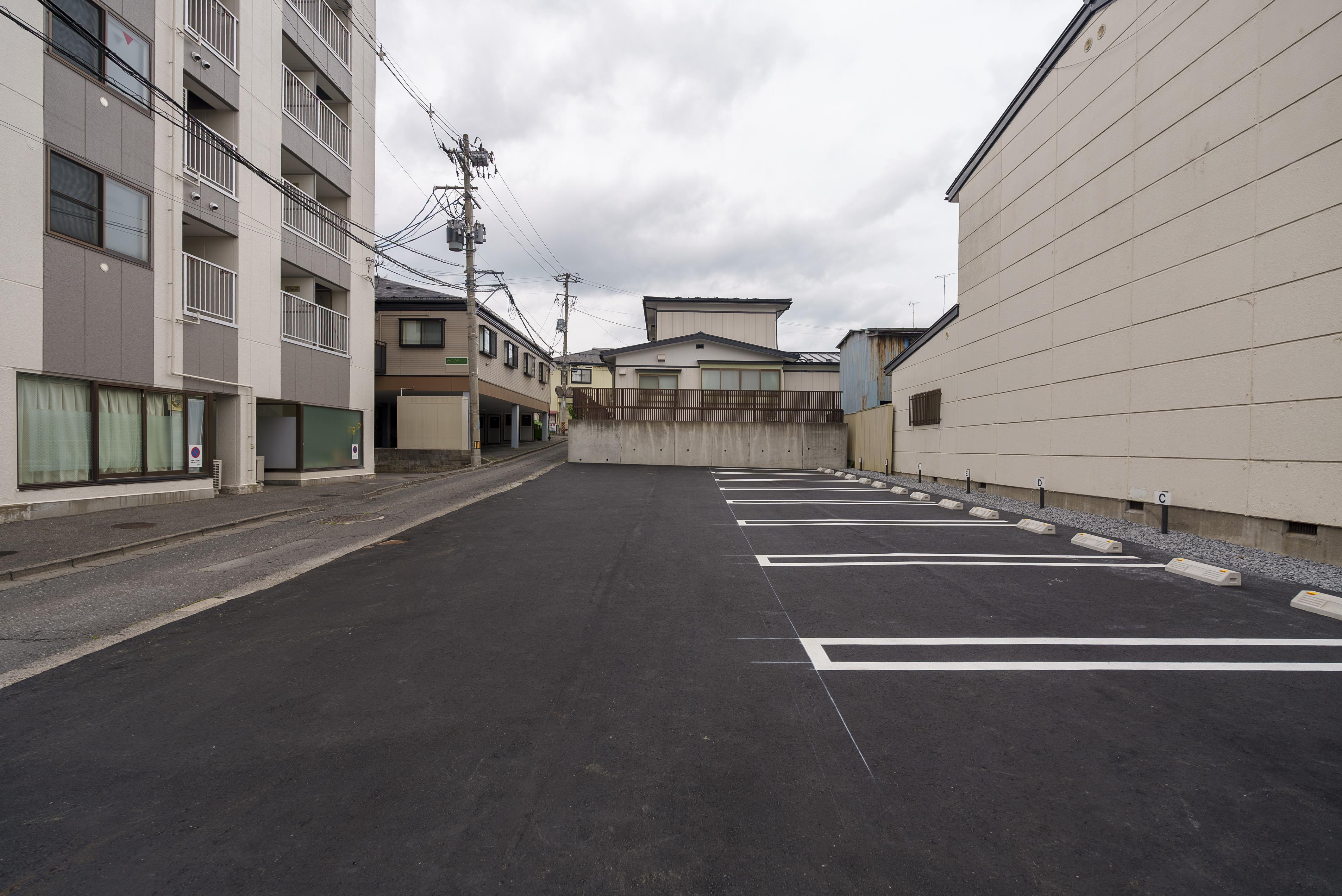 吹上一丁目駐車場