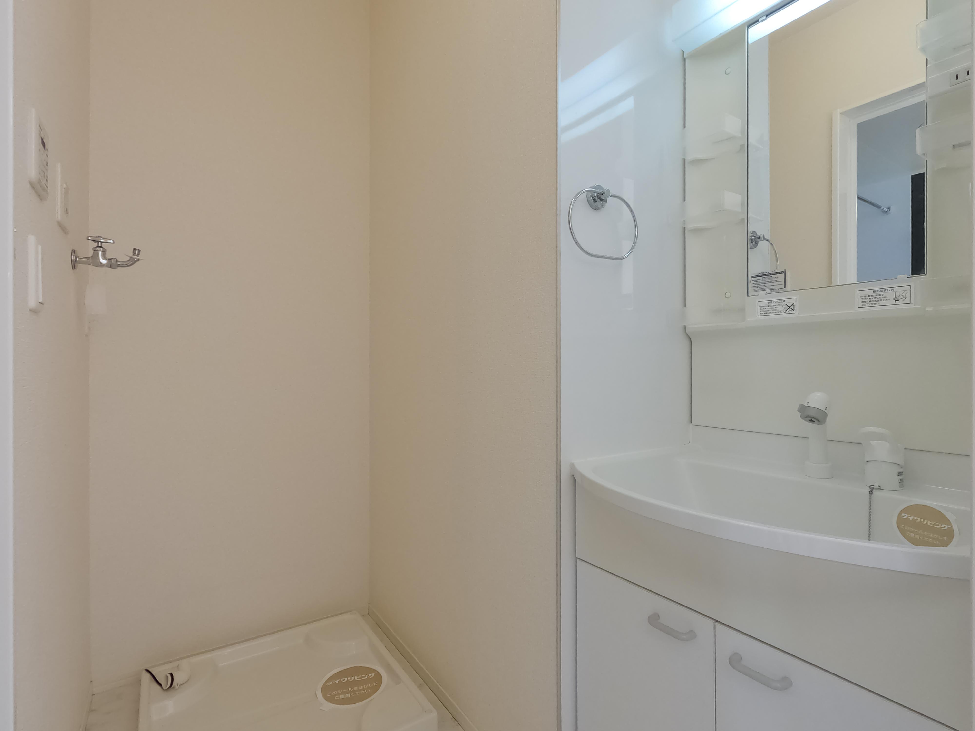 ★D-room★インターネット無料★フォーレンおいらせA