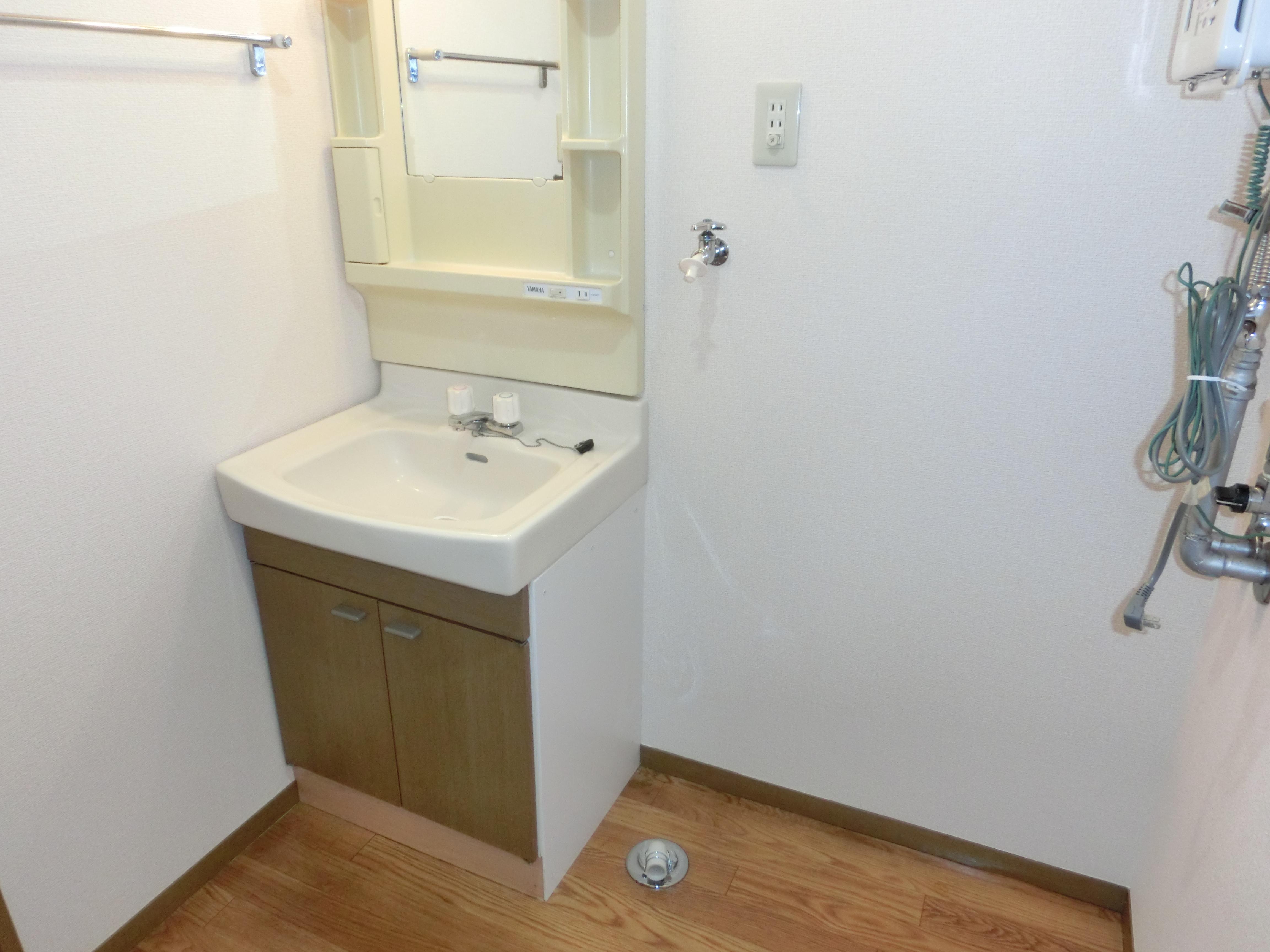 ★D-room★インターネットWi-Fi無料★マンションタケイシ