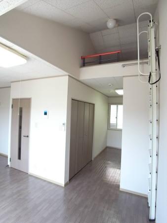 ★D-room★インターネットWi-Fi無料★セジュールSE秀