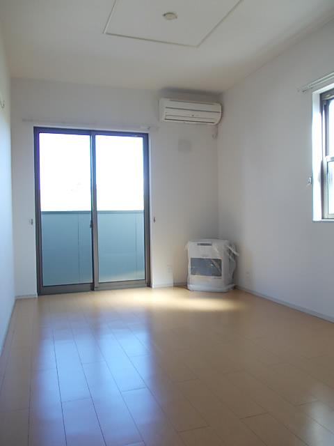 ★大東建託★ジェアン・グラフィット