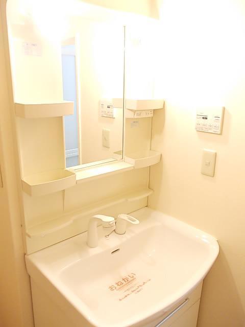 ★大東建託★インターネットWi-Fi無料★シャン・インテリオーネ