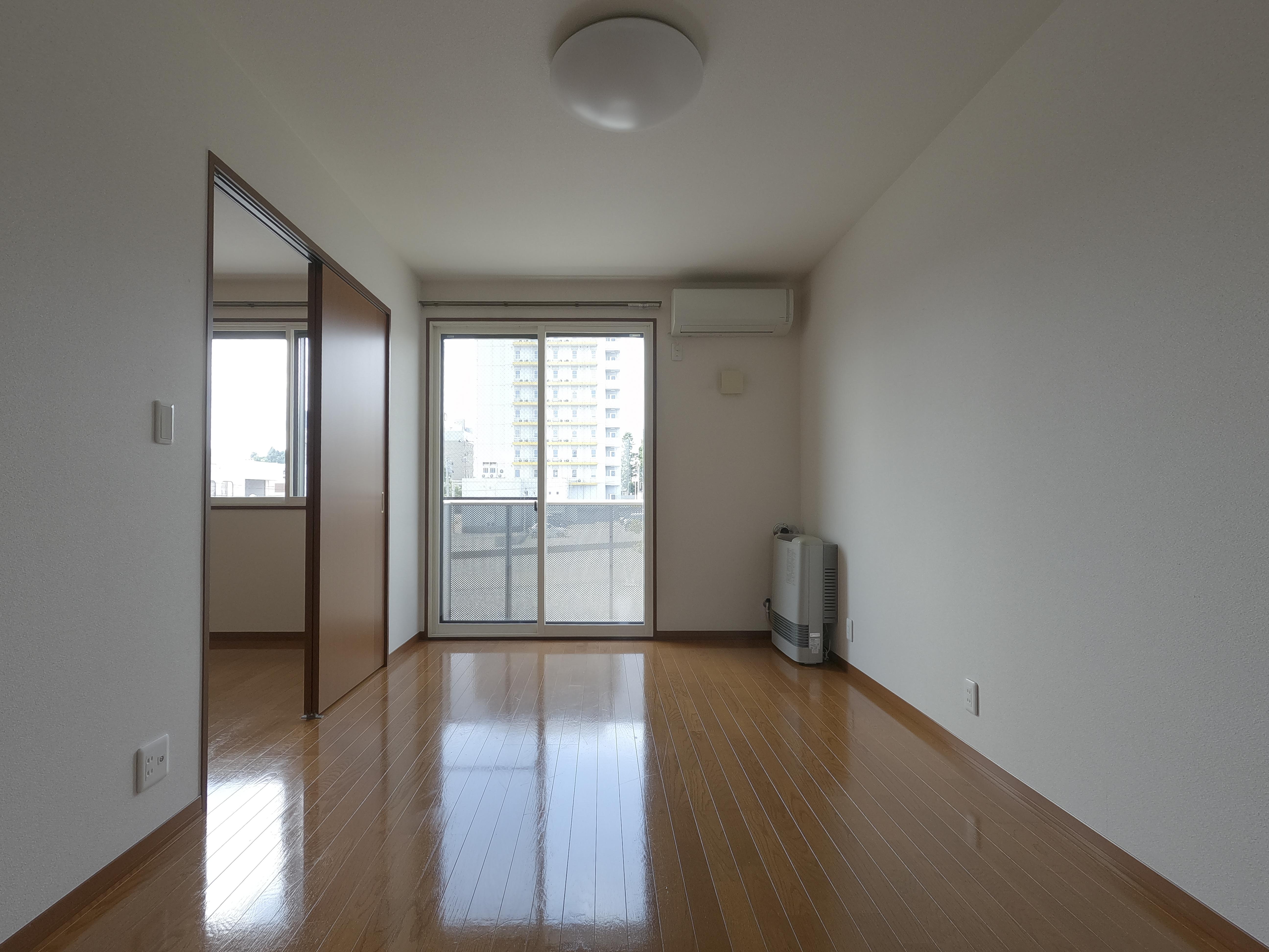 ☆中心街まで徒歩圏内☆都市ガス☆エウクレイデス