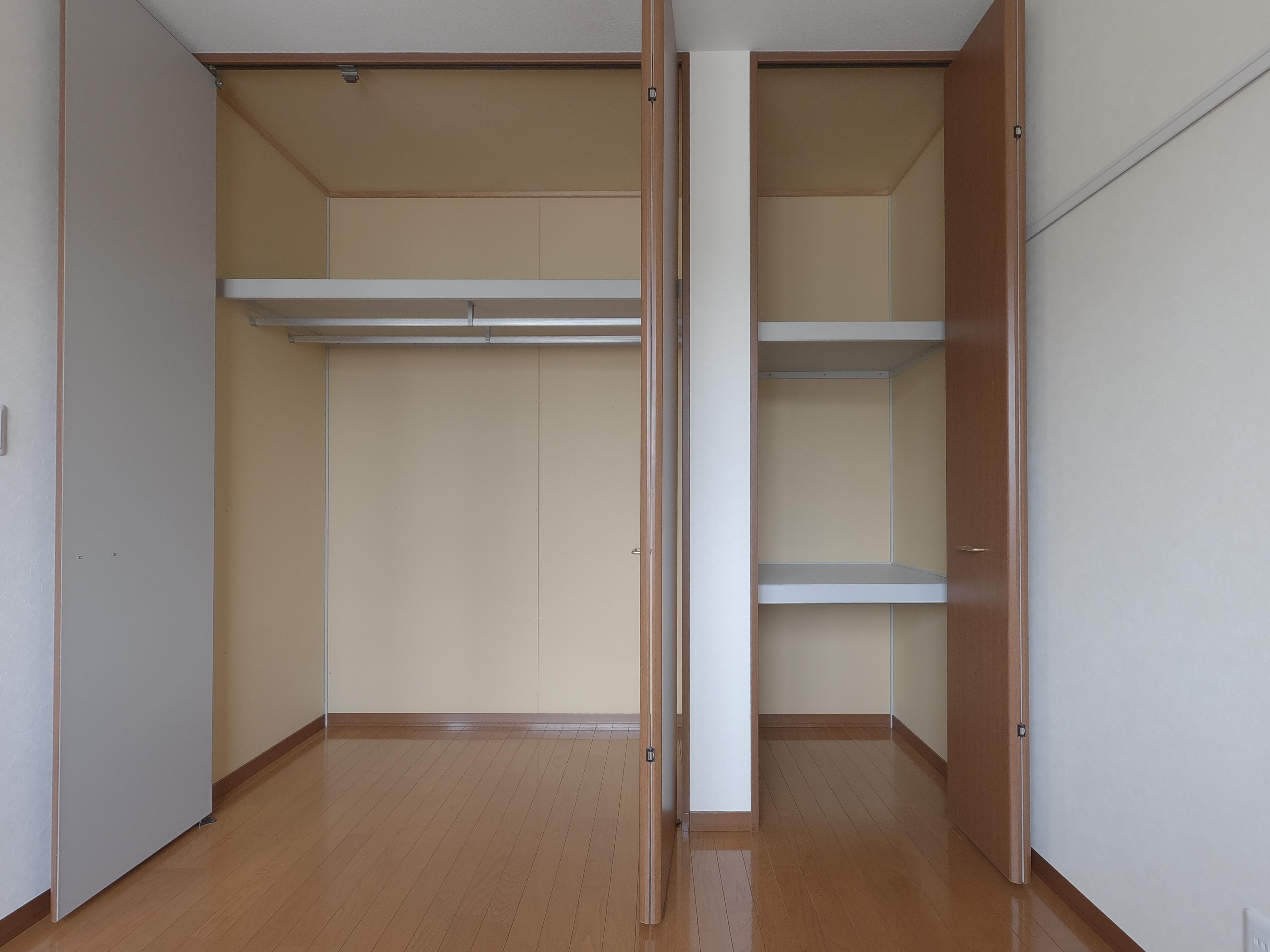 ☆中心街まで徒歩圏内☆都市ガス☆エウクレイデス