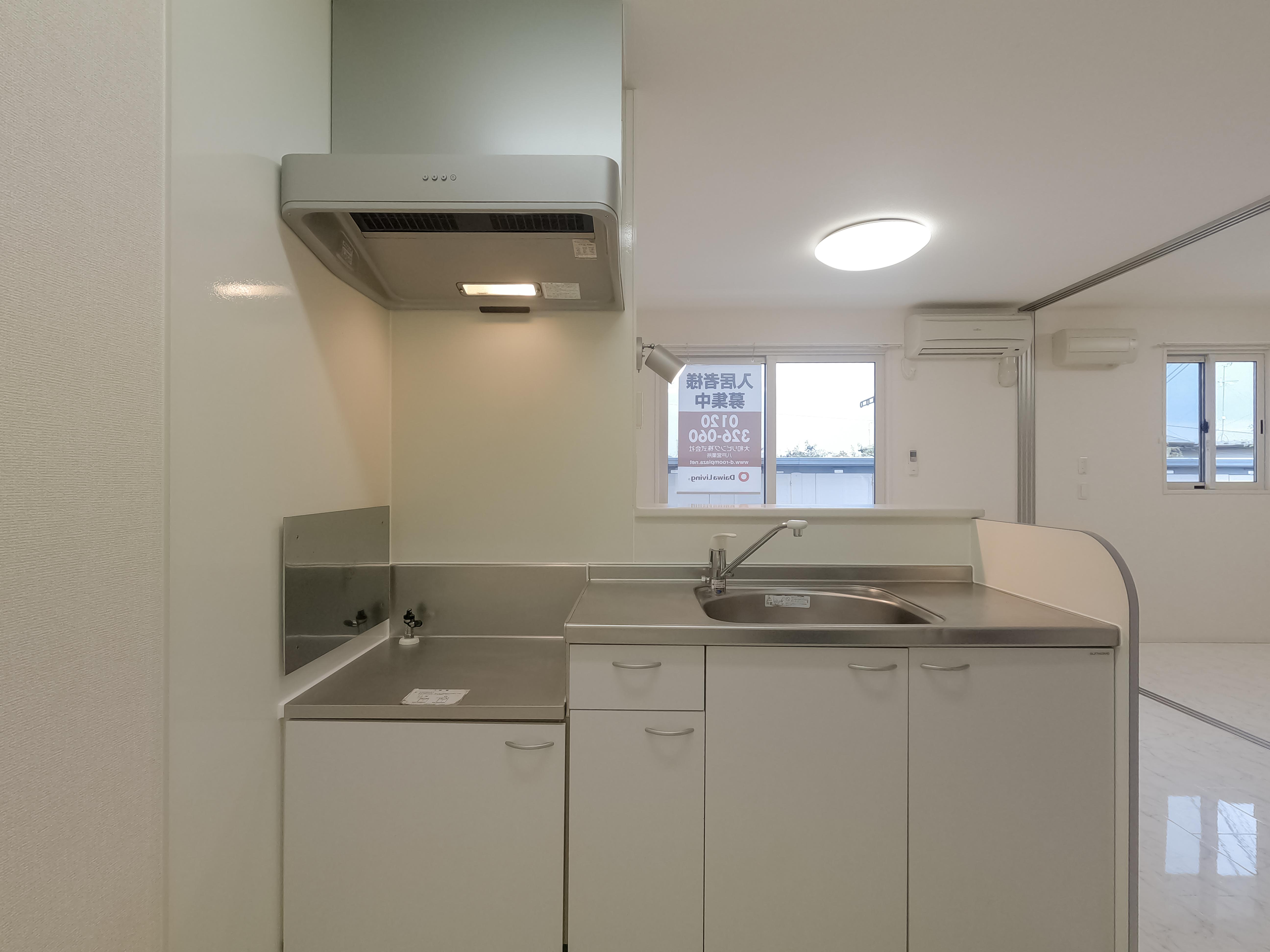 ★D-room★インターネットWi-Fi無料★ホワイトガーデン