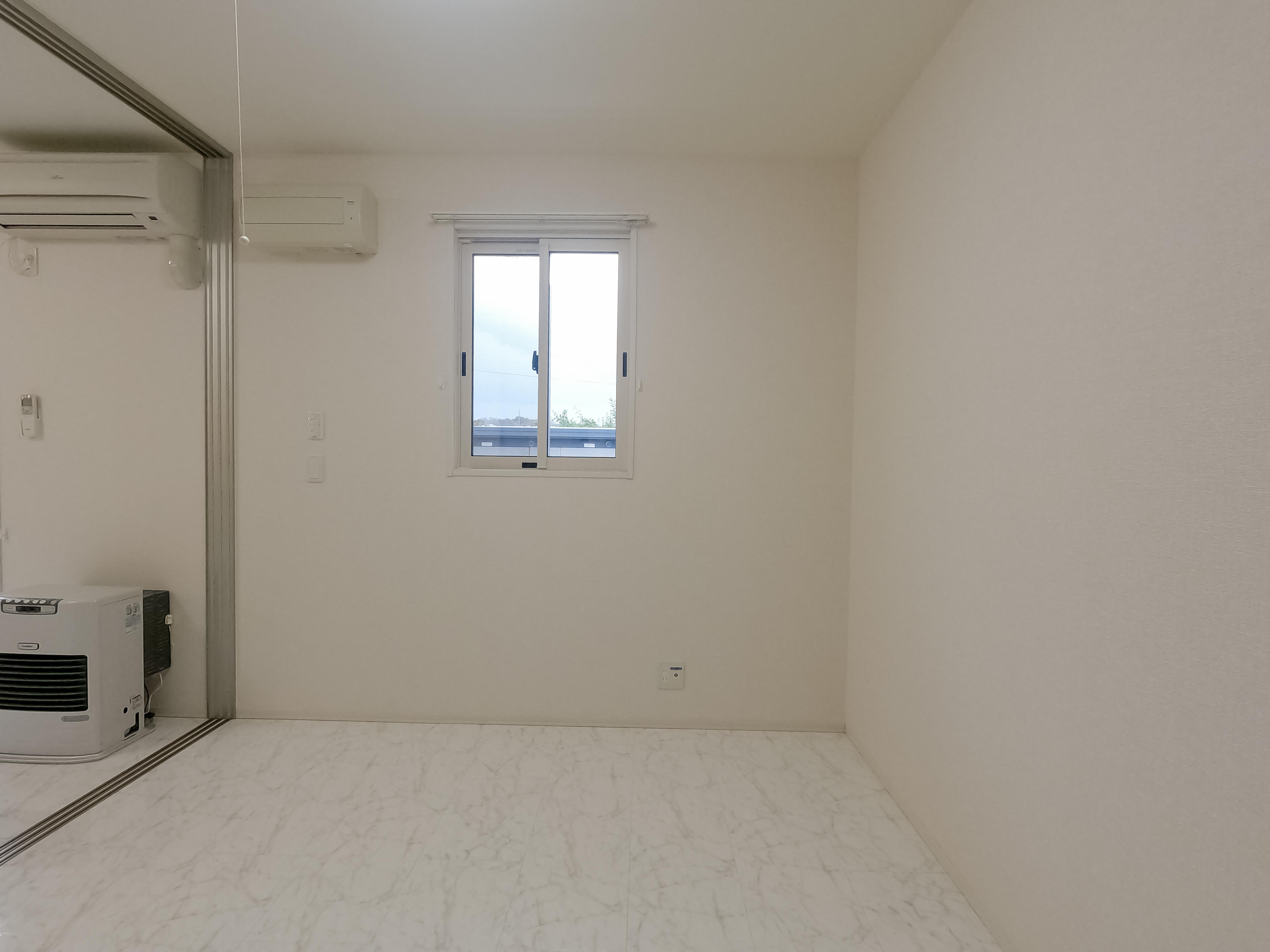 ★D-room★インターネットWi-Fi無料★ホワイトガーデン