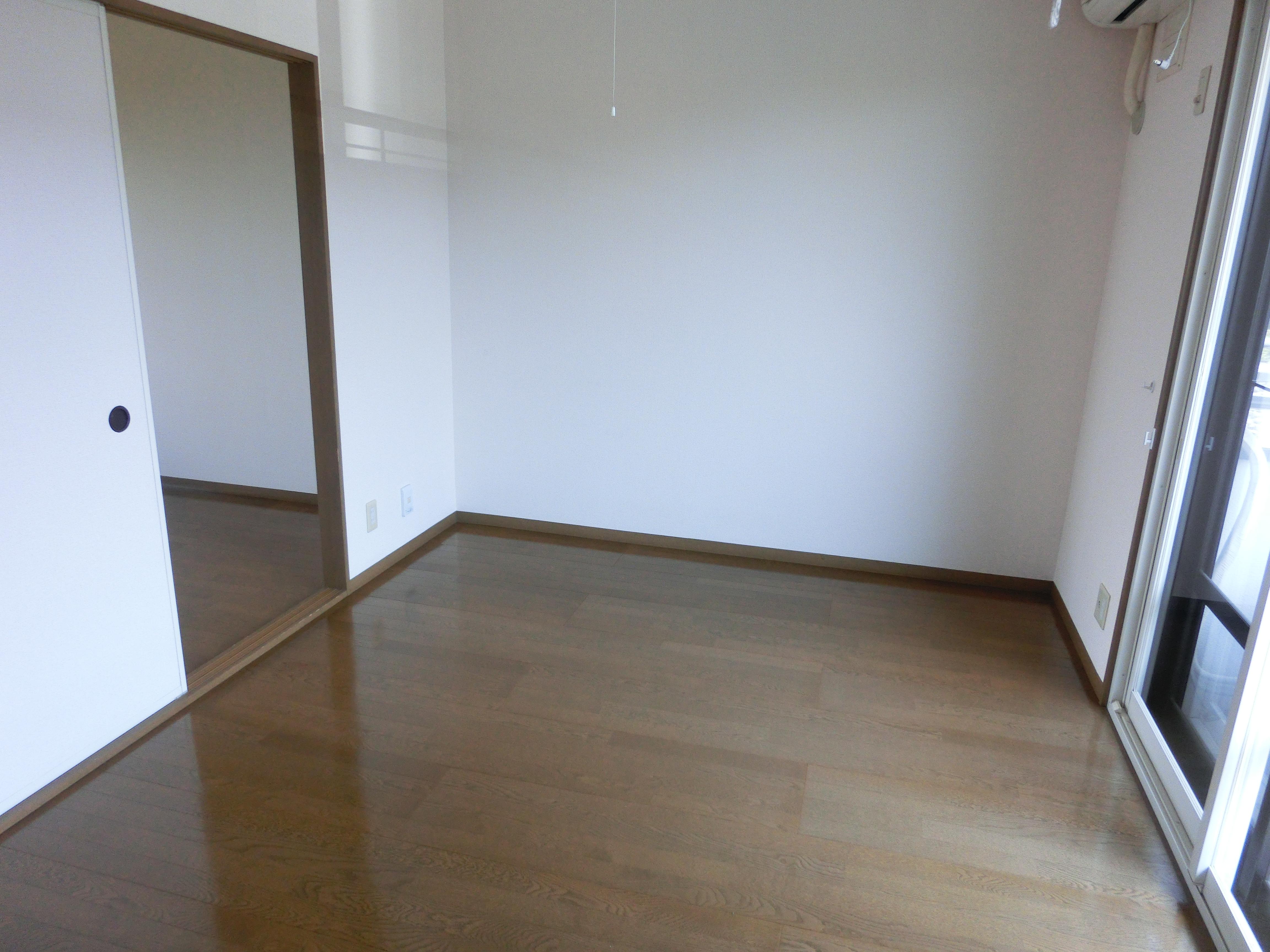 ★D-room★インターネットWi-Fi無料★ハイカムール鷹清水A