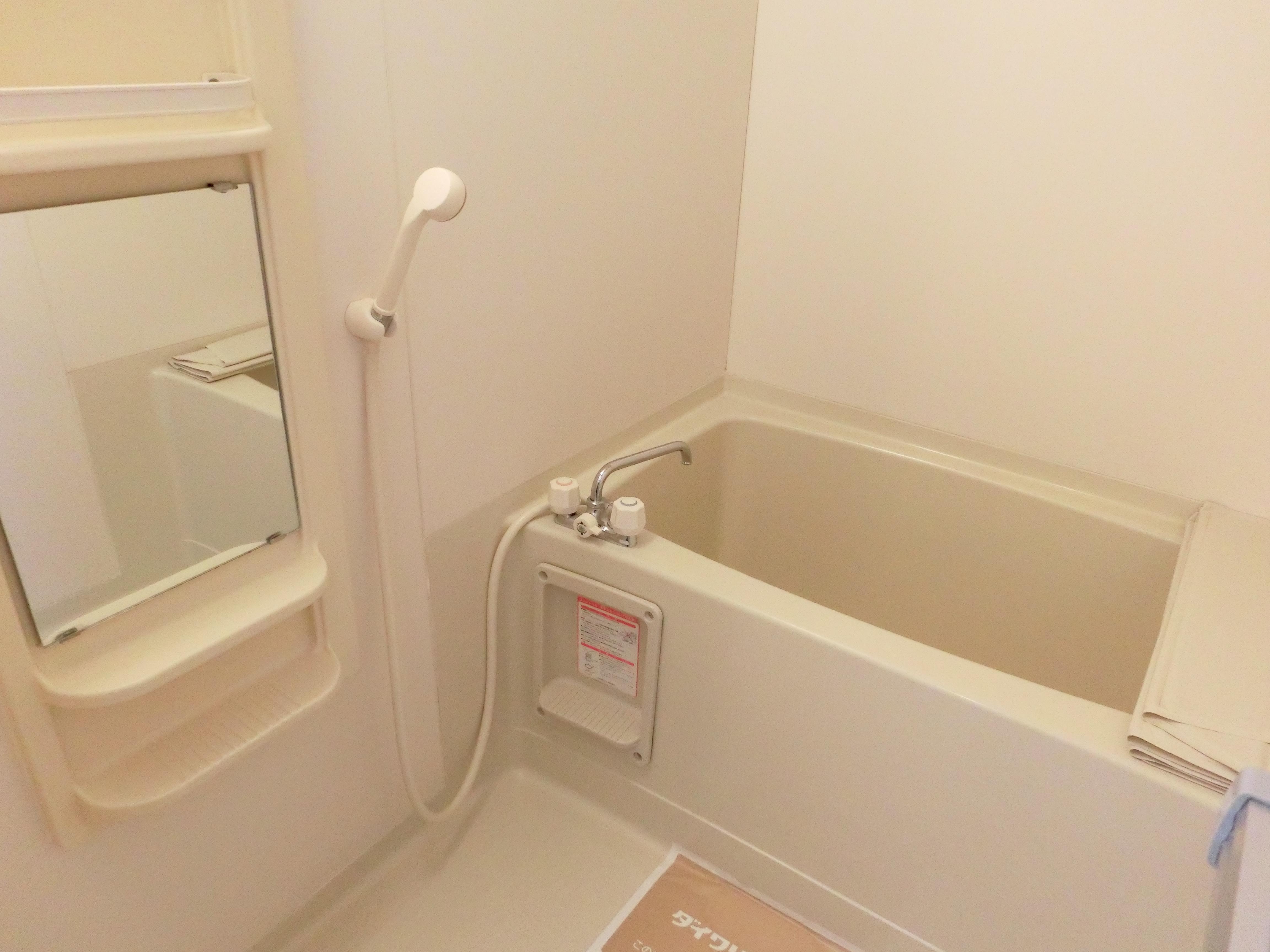 ★D-room★インターネットWi-Fi無料★ハイカムール鷹清水A