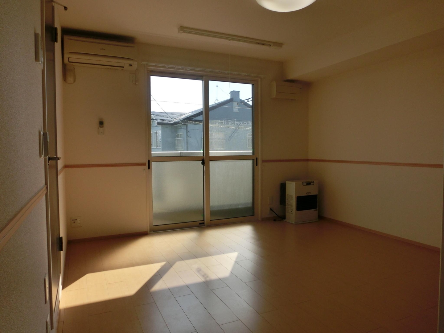 ★D-room★ペット可(小型犬)★インターネットWi-Fi無料★エーデルハイムB