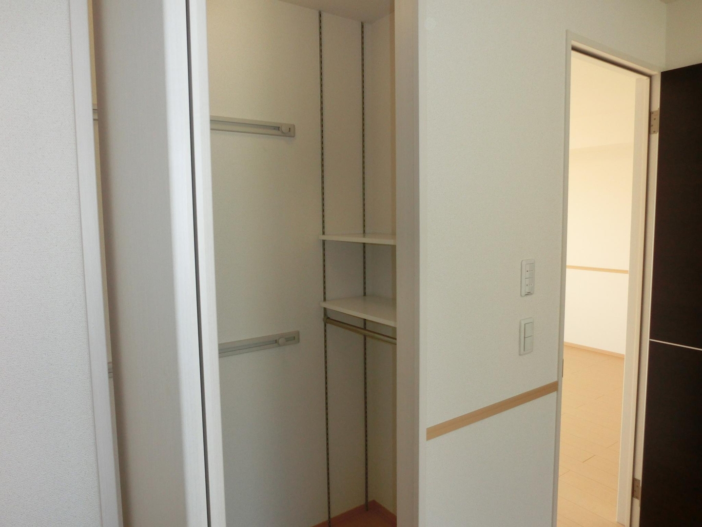 ★D-room★ペット可(小型犬)★インターネットWi-Fi無料★エーデルハイムB