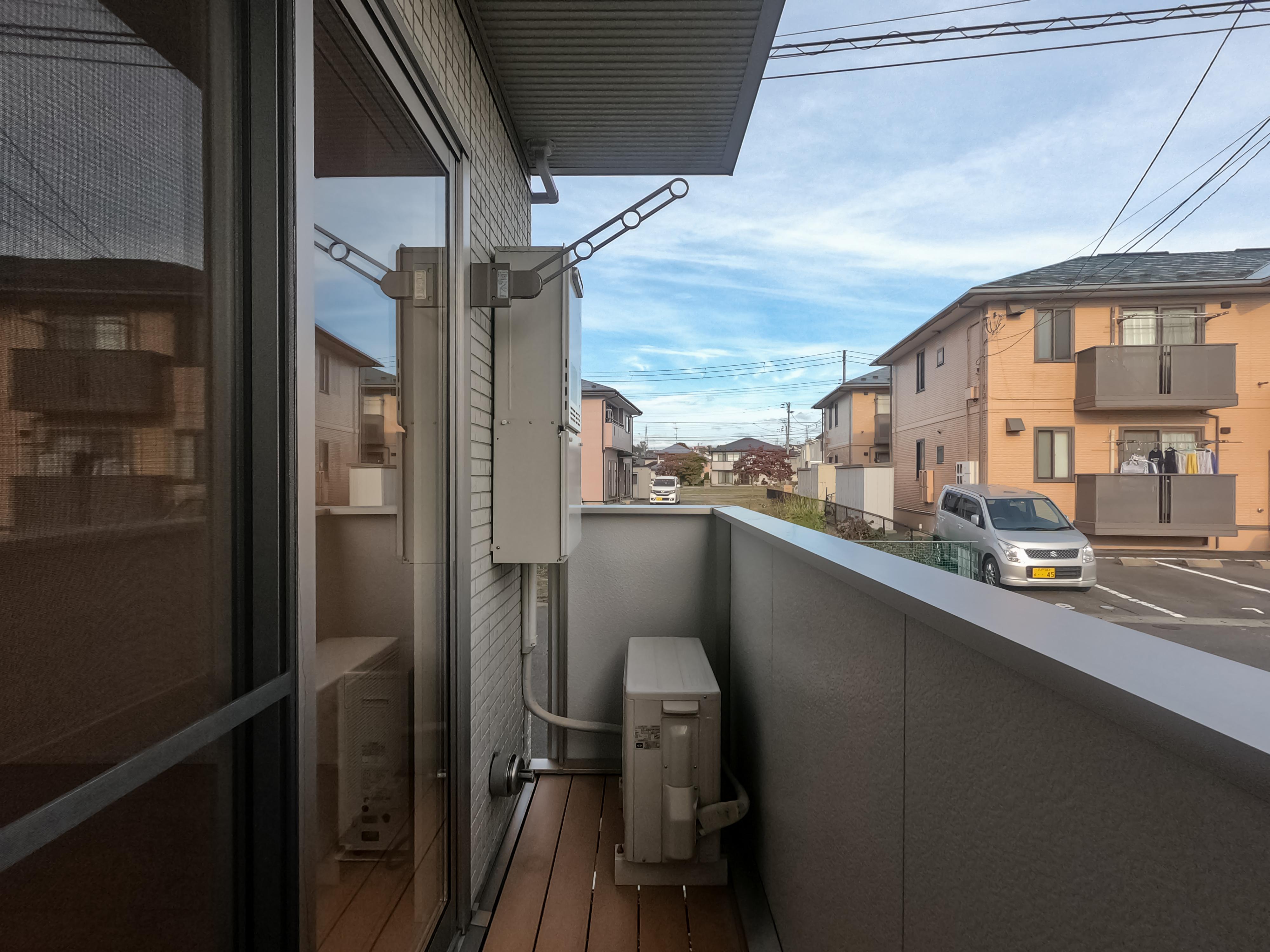 ★D-room★インターネット無料★コモライズ新井田西B