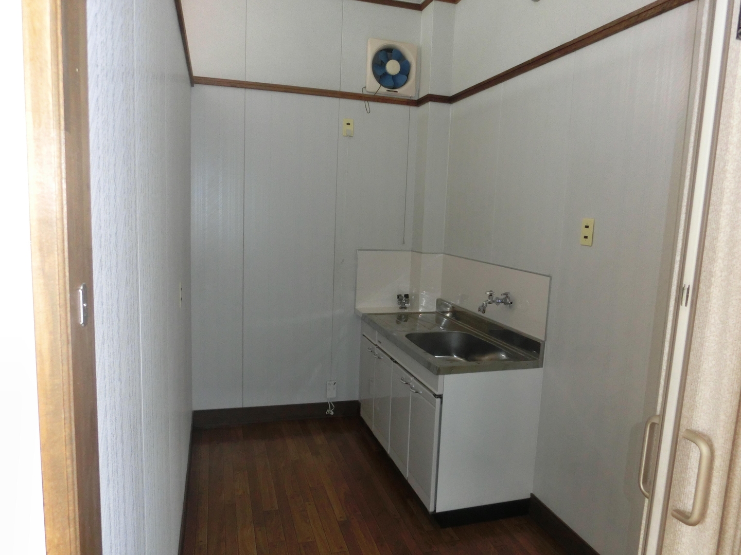 山日貸事務所(城下四丁目)