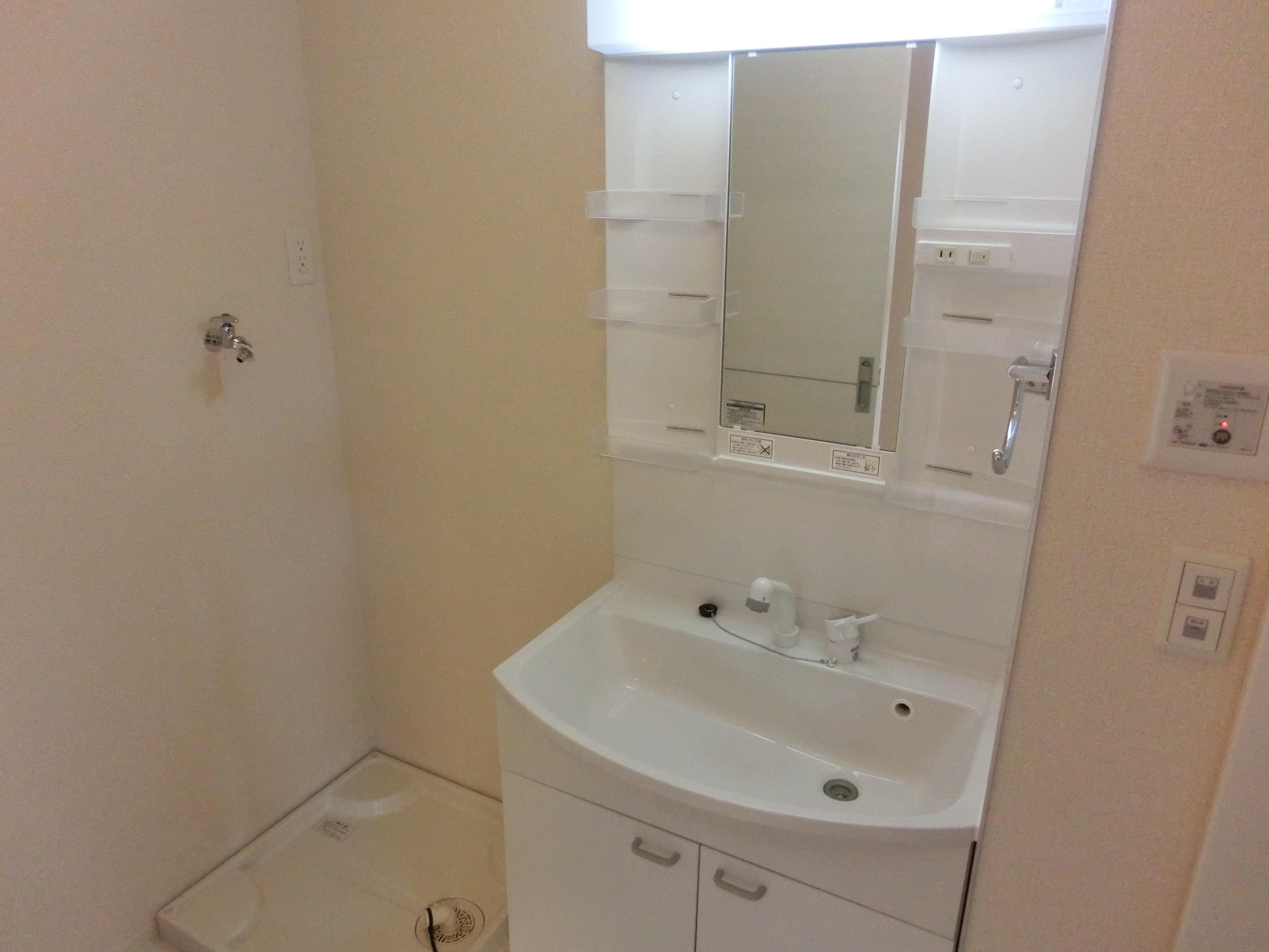 ★D-room★ペット可（小型犬）★インターネット無料★アゼリア吹上B