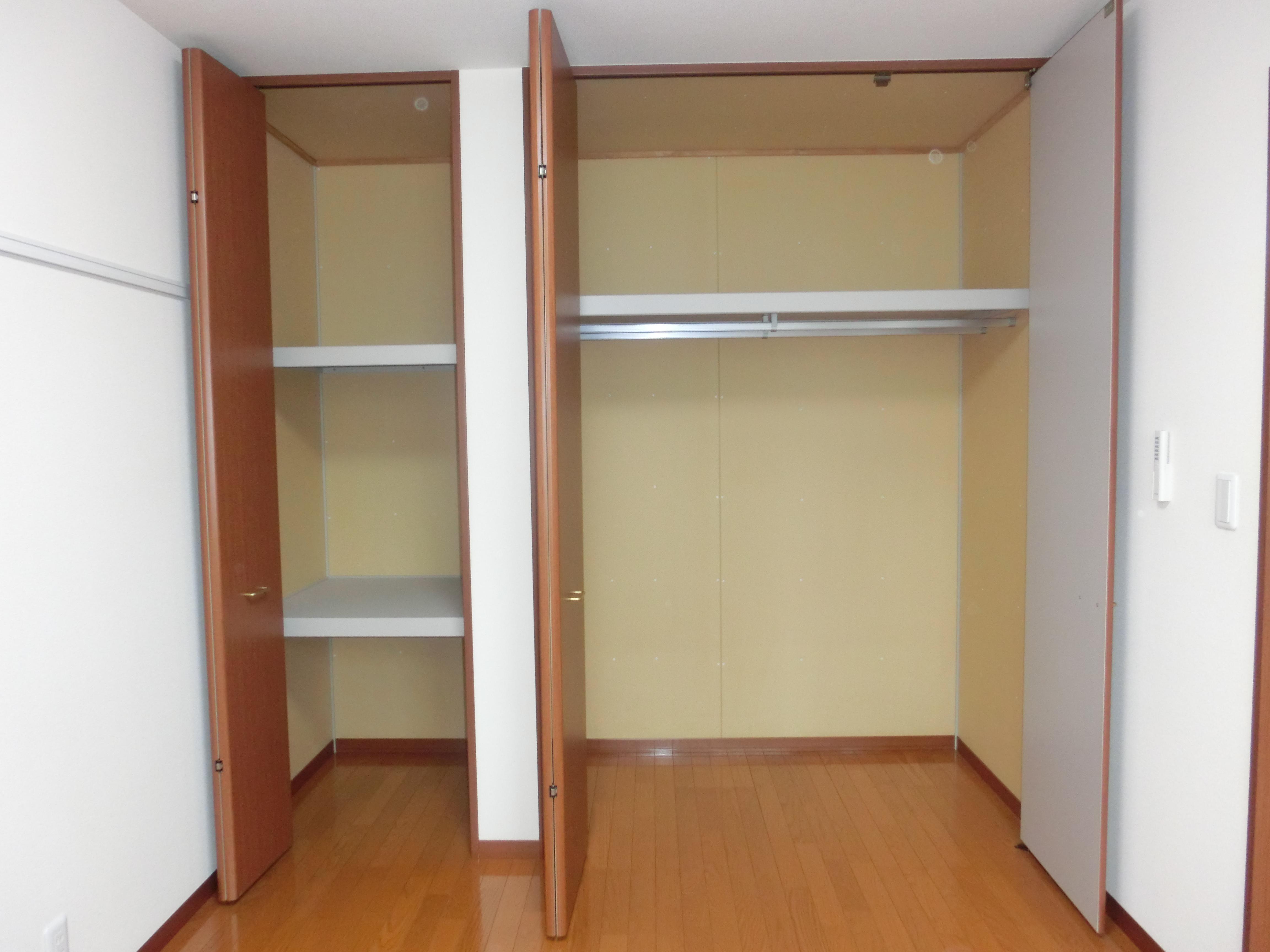 ☆中心街まで徒歩圏内☆都市ガス☆エウクレイデス