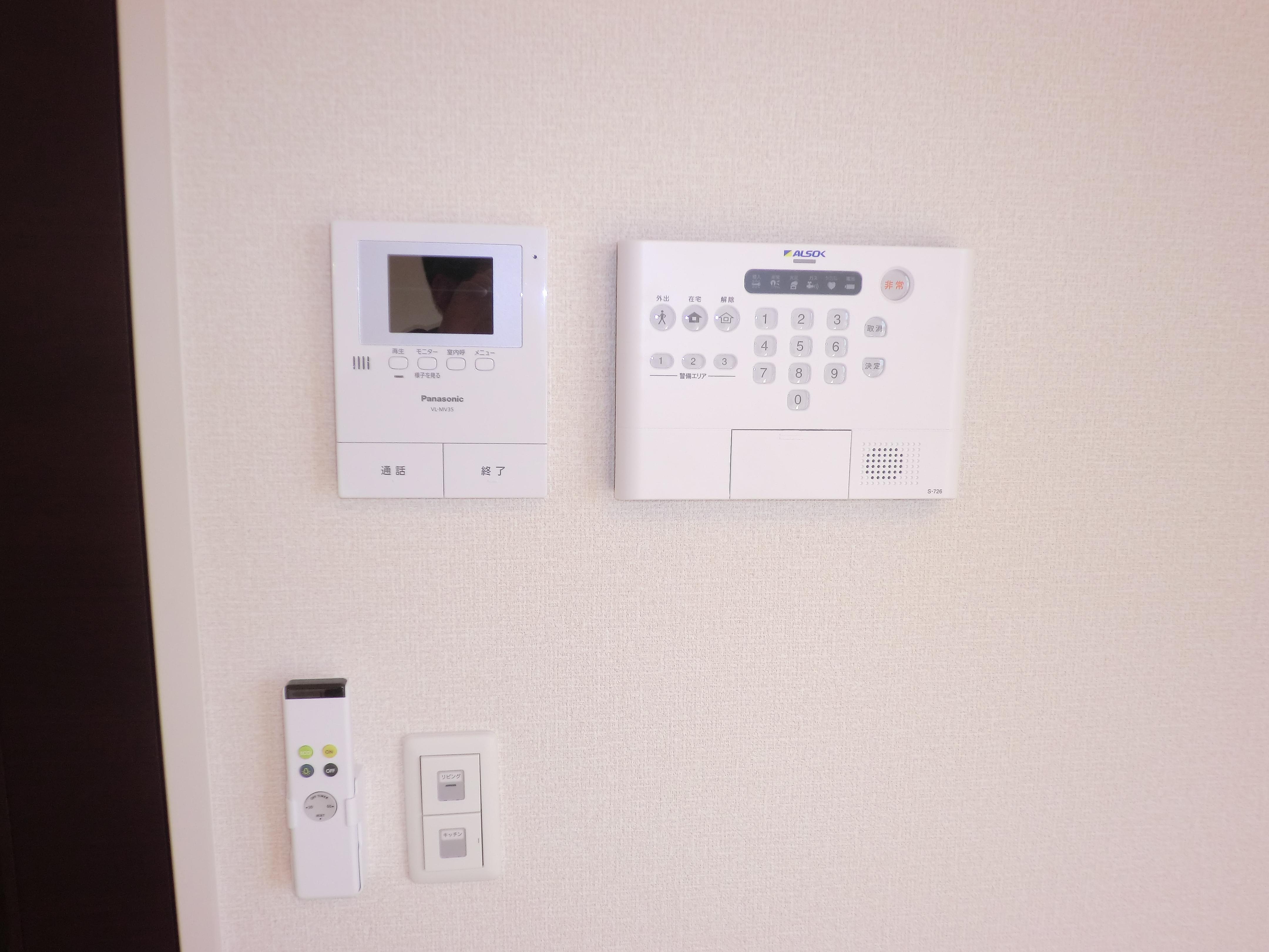 ★D-room★インターネット無料★ホワイトファミール