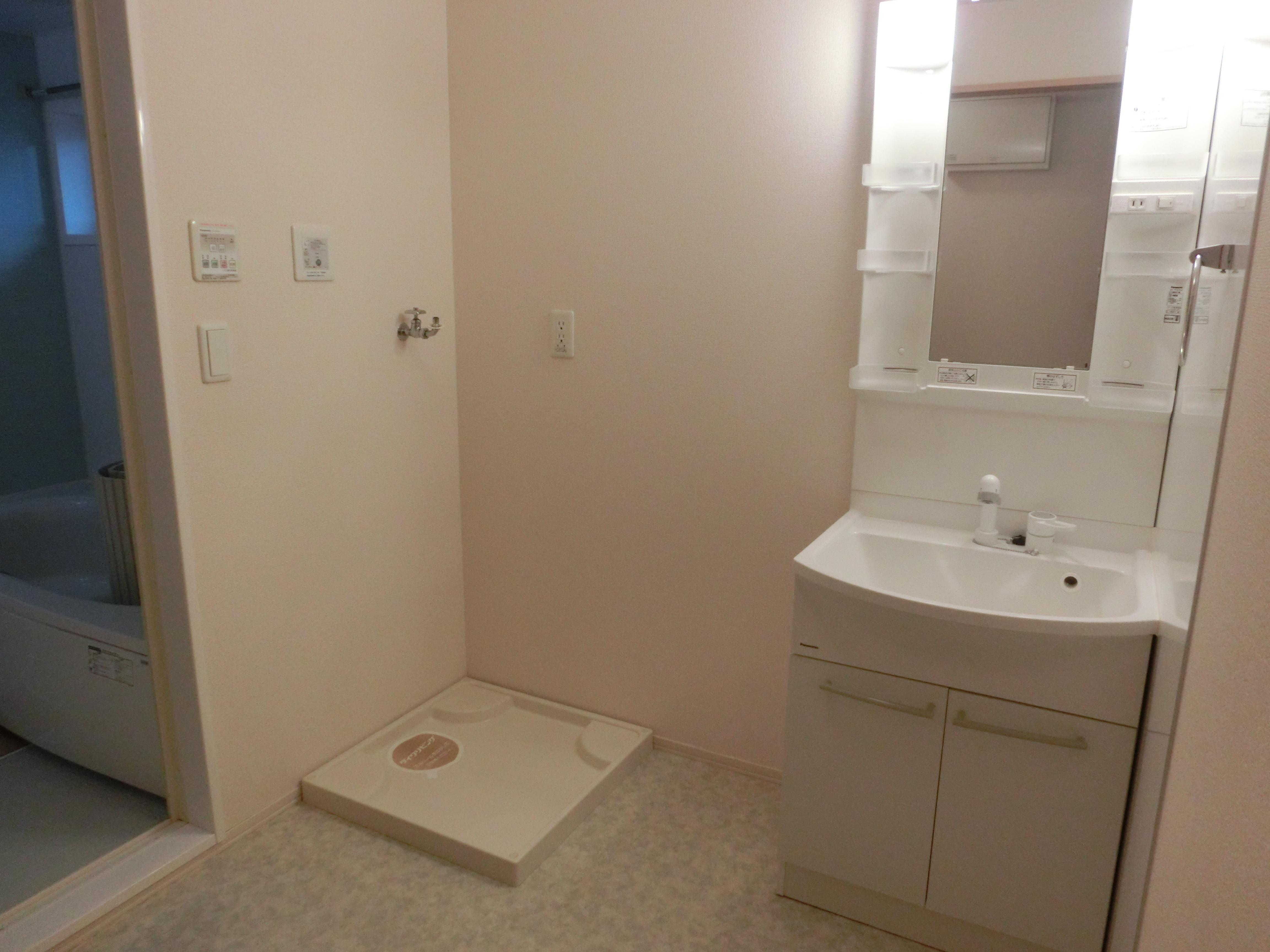 ★D-room★インターネットWi-Fi無料★グランメールKT