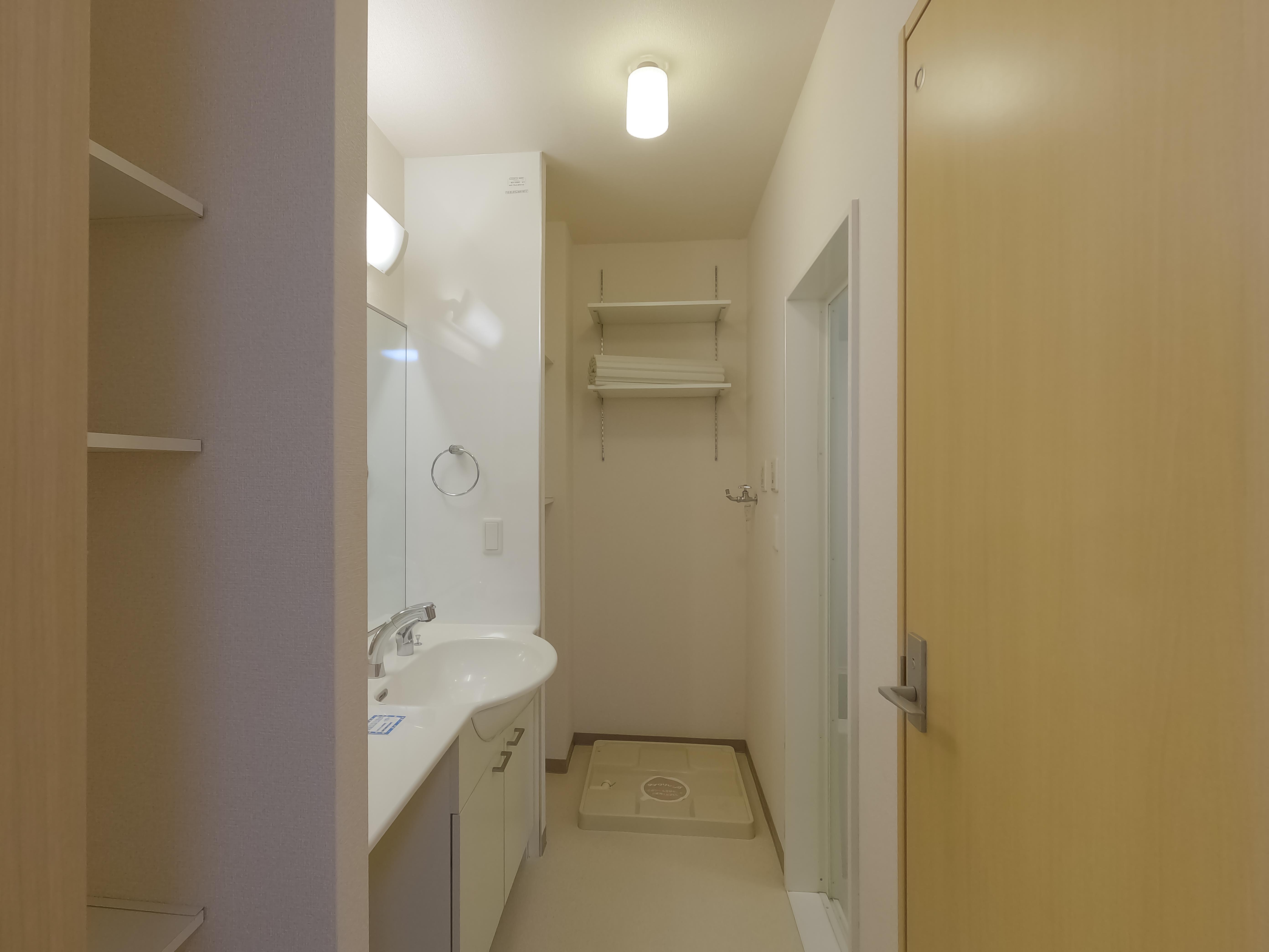 ★D-room★モンテローザ小待A