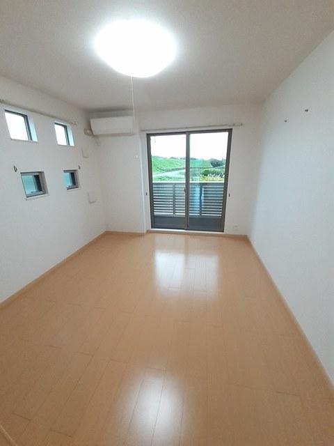 ★大東建託★ジェアングラフィットB