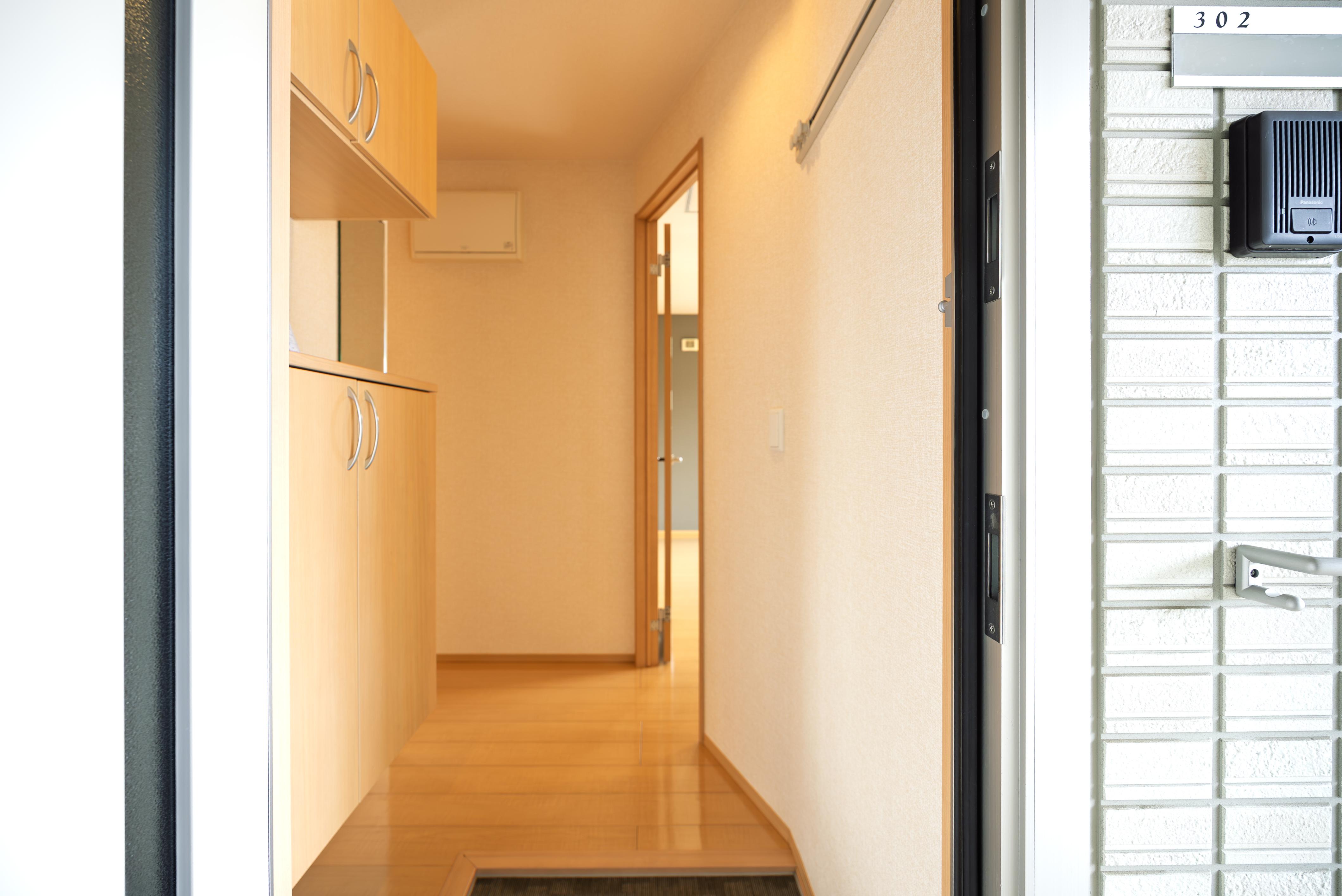 ★市役所・中心街まで徒歩圏内★3階建★都市ガス★インターネット無料★エクセルステージA