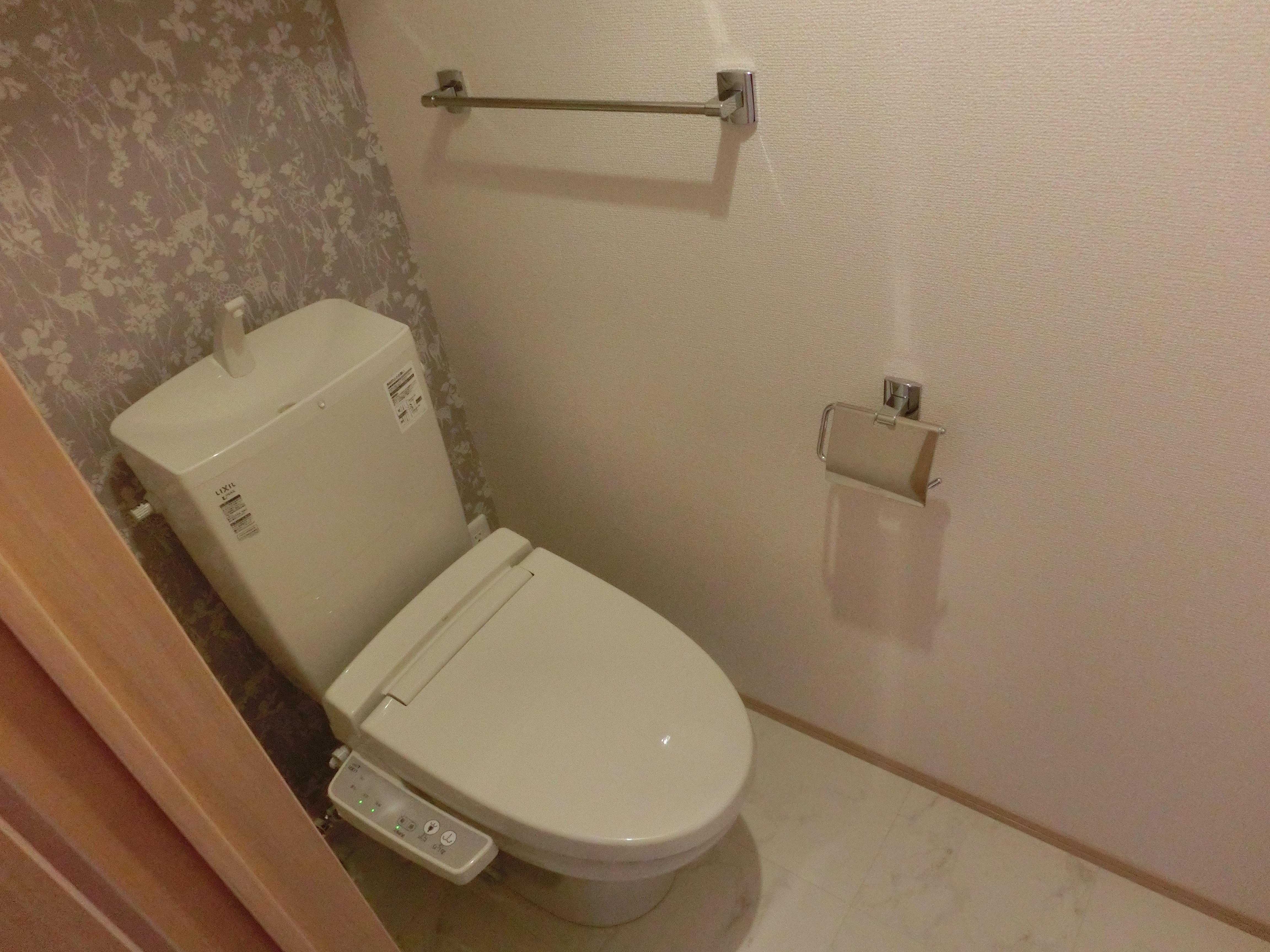 ★市役所・中心街まで徒歩圏内★3階建★都市ガス★インターネット無料★エクセルステージB