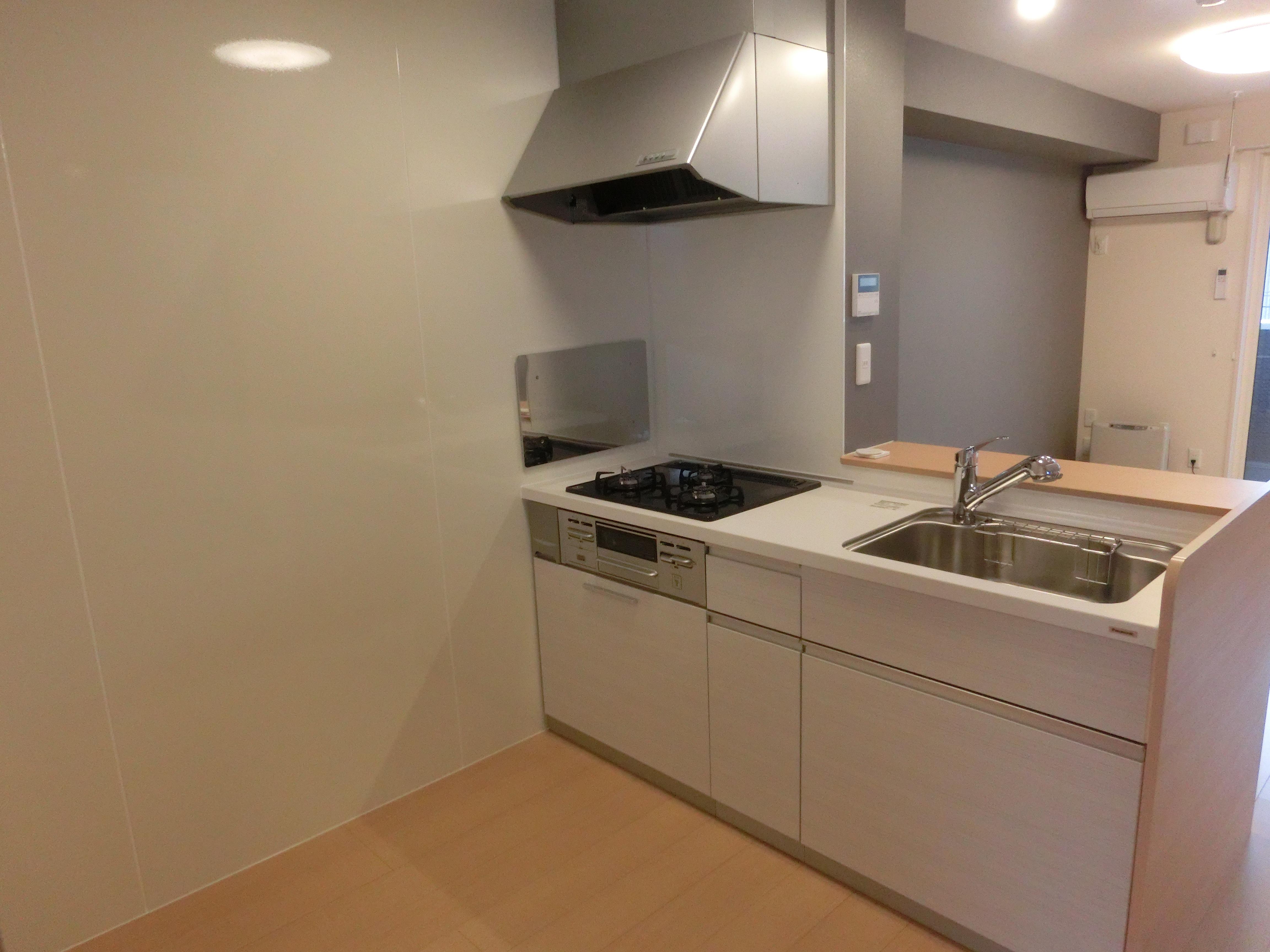 ★市役所・中心街まで徒歩圏内★3階建★都市ガス★インターネット無料★エクセルステージB