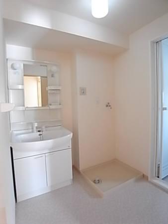 ★D-room★インターネットWi-Fi無料★グリーンヒルズ