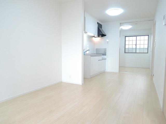 ★大東建託★ノイ ブリーゼ