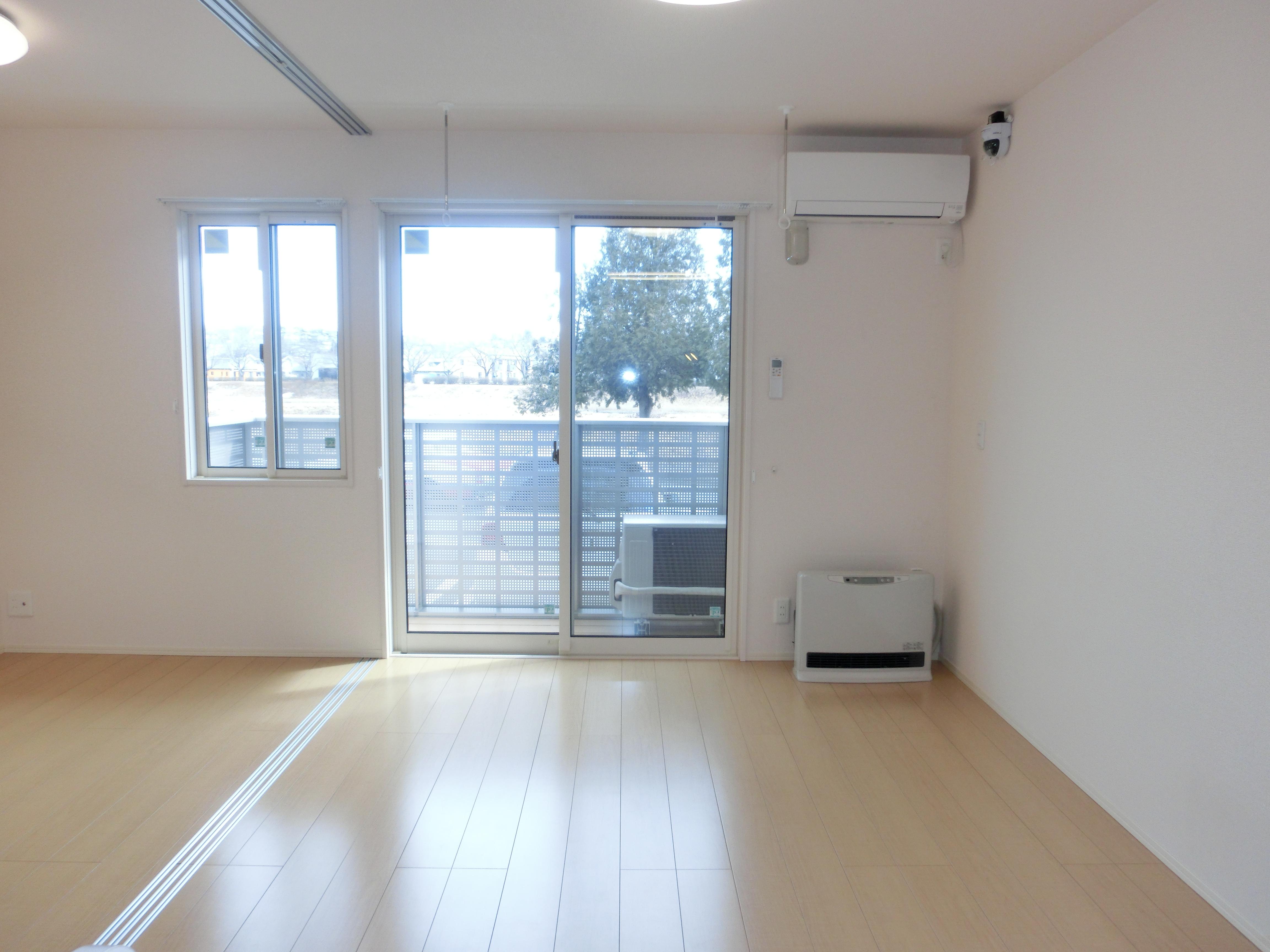 ★D-room★ペット可(小型犬)★インターネット無料★フルール類家