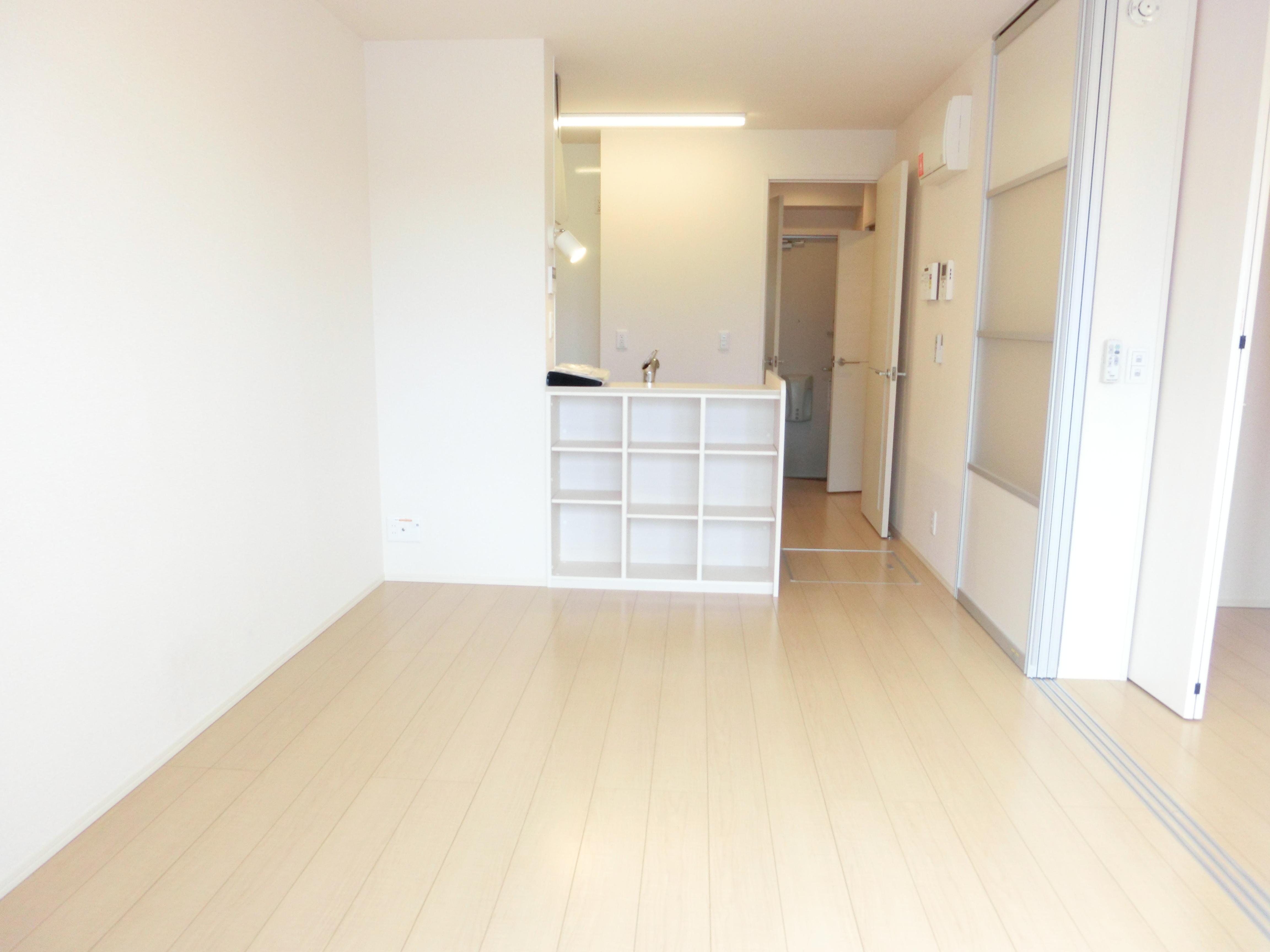 ★D-room★ペット可(小型犬)★インターネット無料★フルール類家