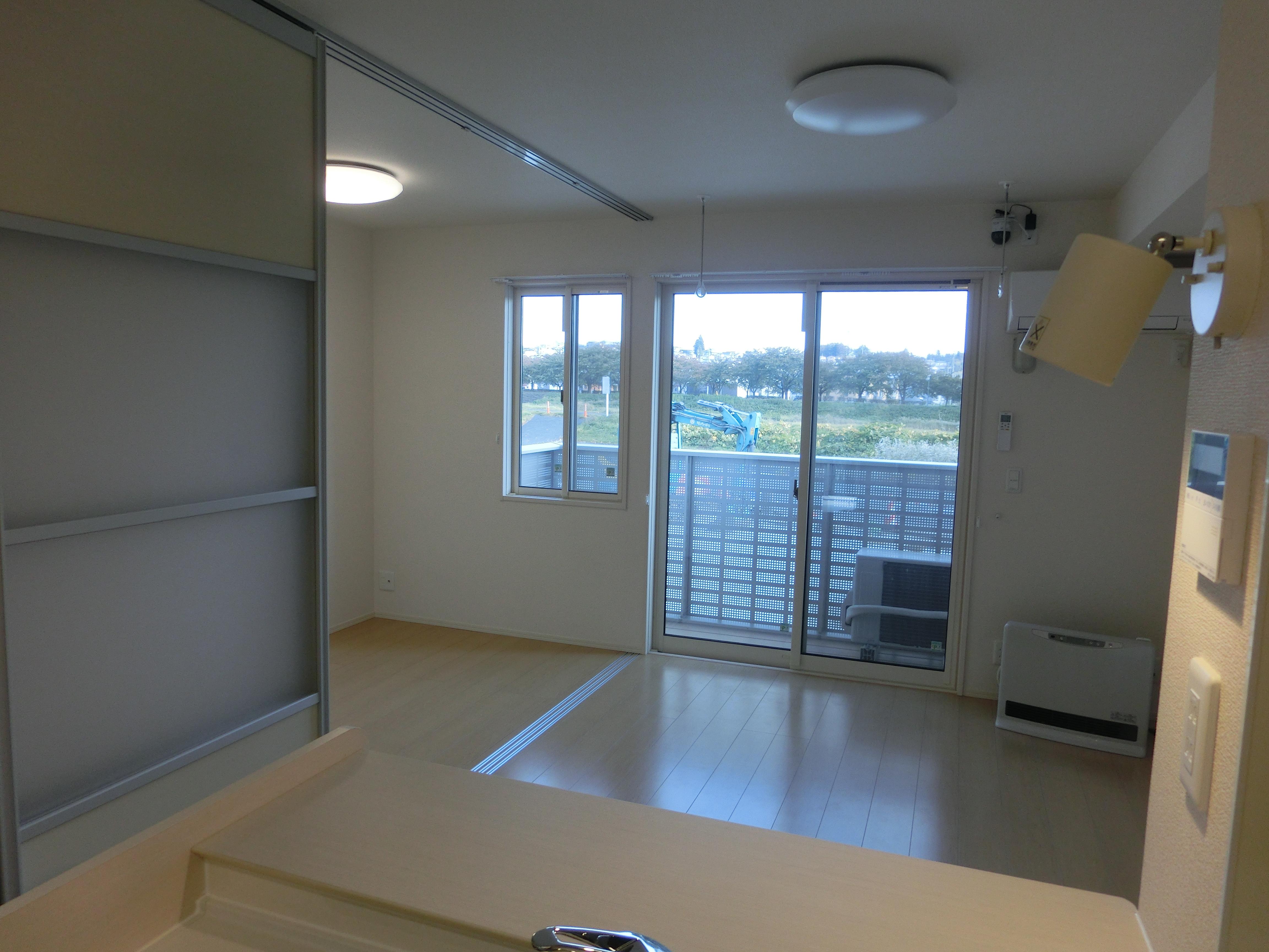 ★D-room★ペット可(小型犬)★インターネット無料★フルール類家