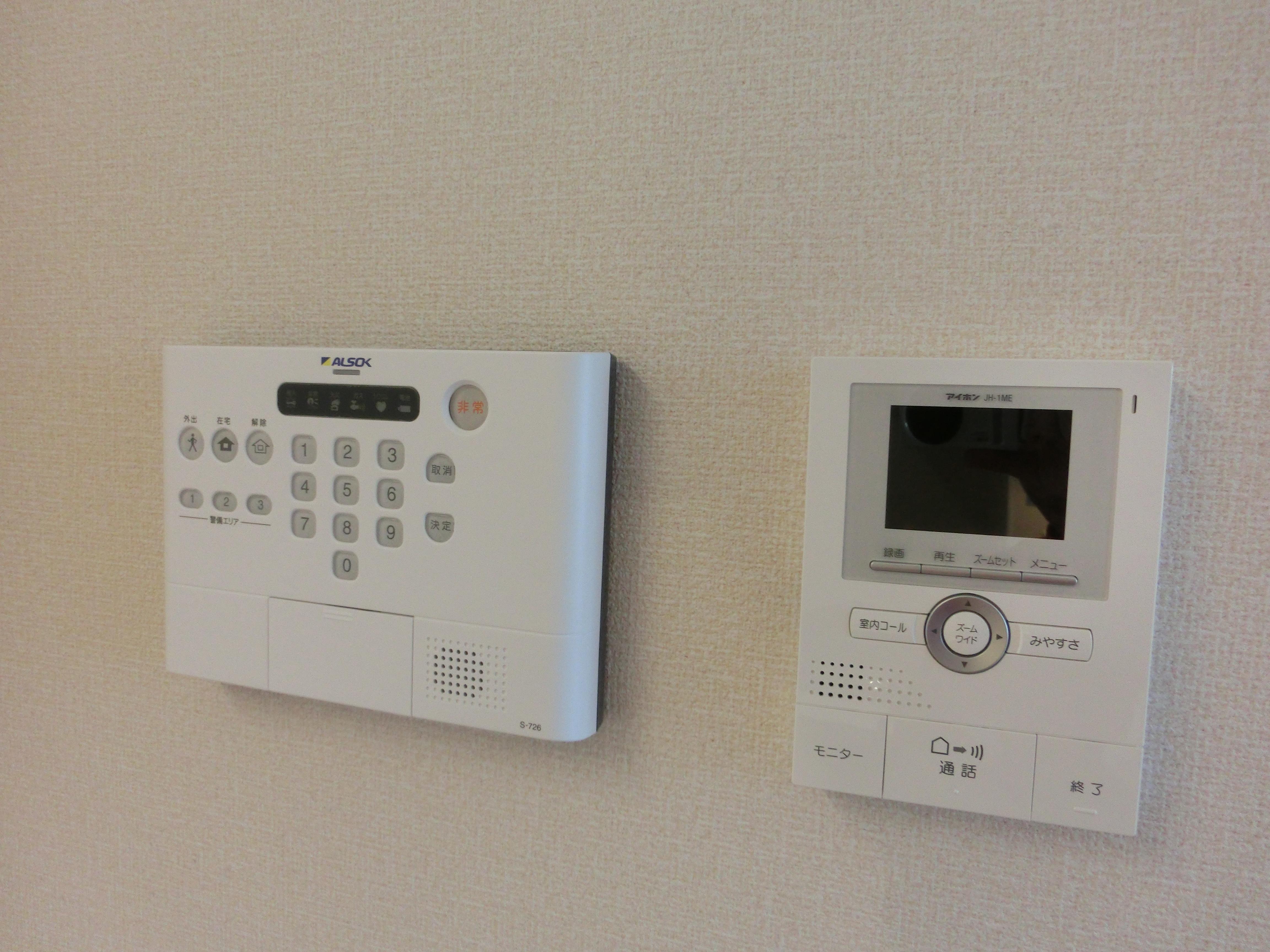 ★D-room★ペット可(小型犬)★インターネット無料★フルール類家