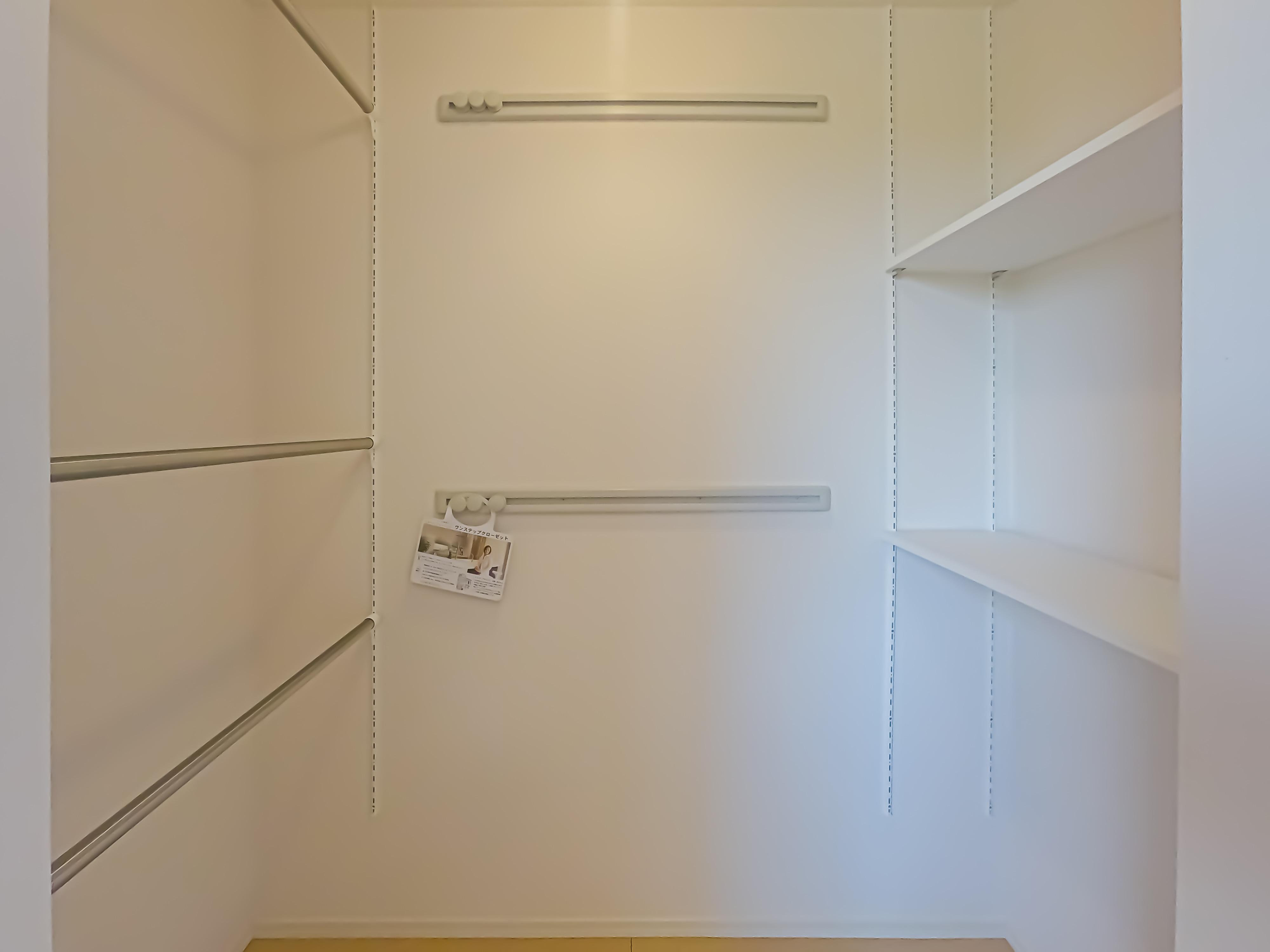 ★D-room★オール電化★ペット可(犬・猫)★インターネット無料★フィオーレ石堂