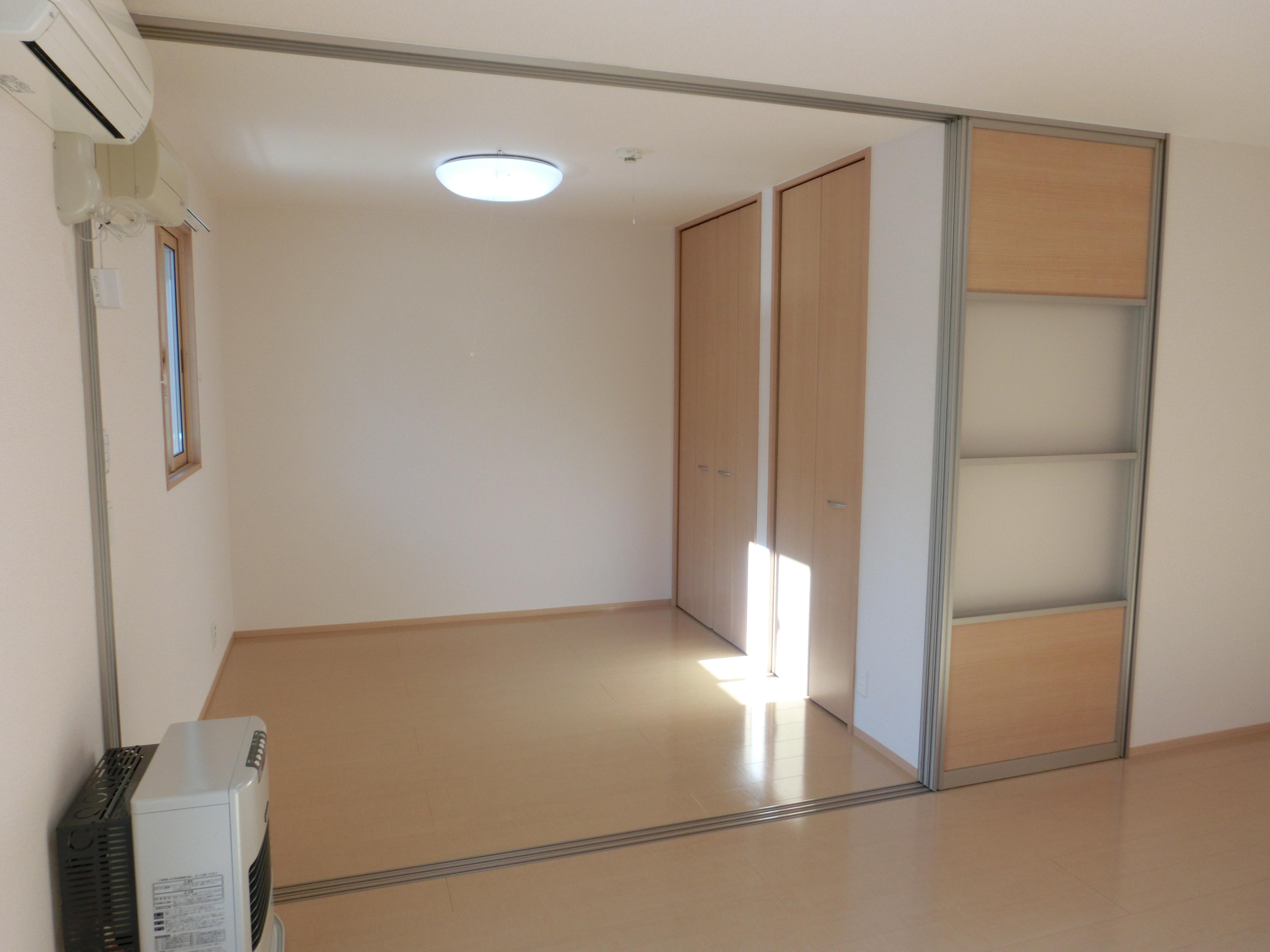 ★D-room★インターネットWi-Fi無料★ヴィラ・ベルク