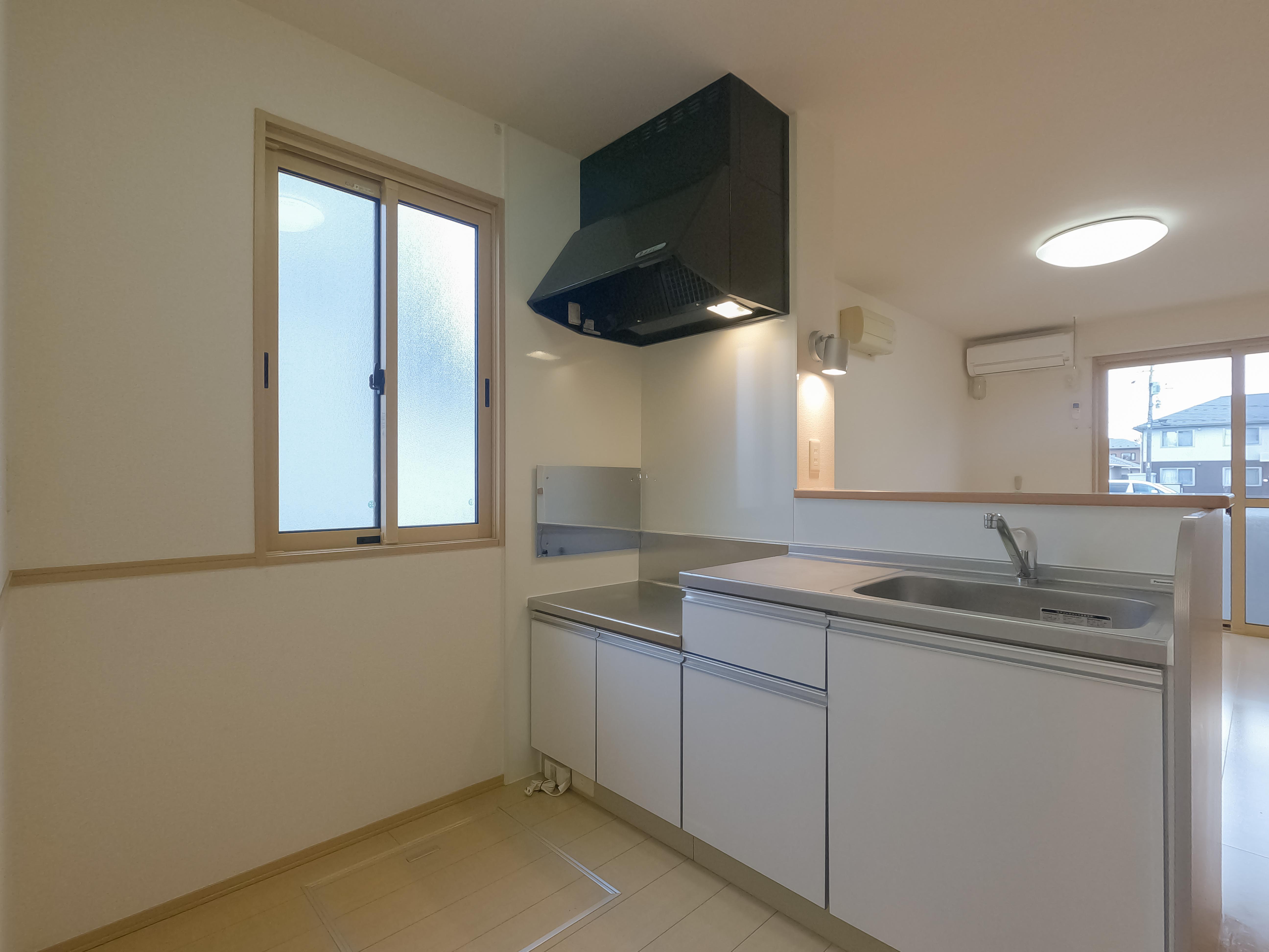 ★D-room★ペット可(小型犬)★インターネットWi-Fi無料★スクエアパーク諏訪C