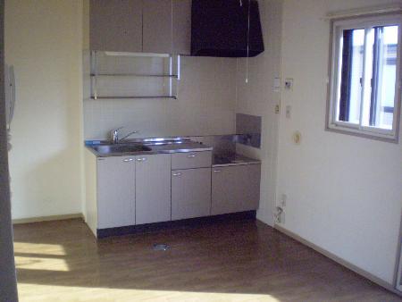 ★D-room★インターネットWi-Fi無料★エヴァーグリーンコート