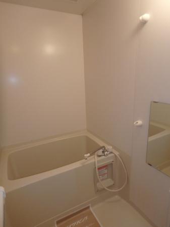 ★D-room★インターネットWi-Fi無料★エヴァーグリーンコート