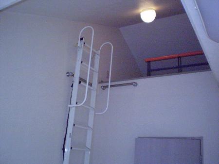 ★D-room★インターネットWi-Fi無料★エヴァーグリーンコート