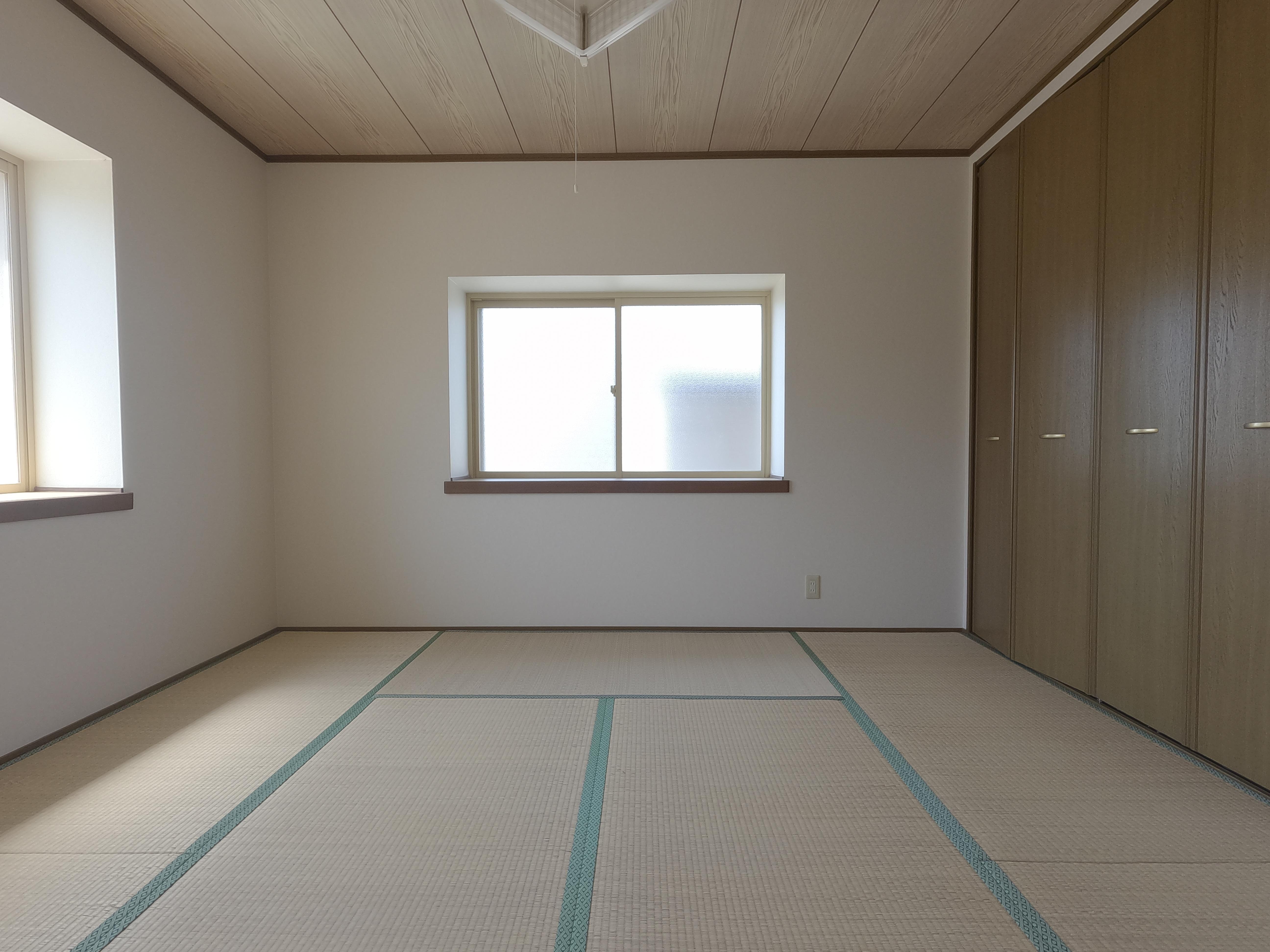 ★ペット可（犬・猫OK）★レッドハイム