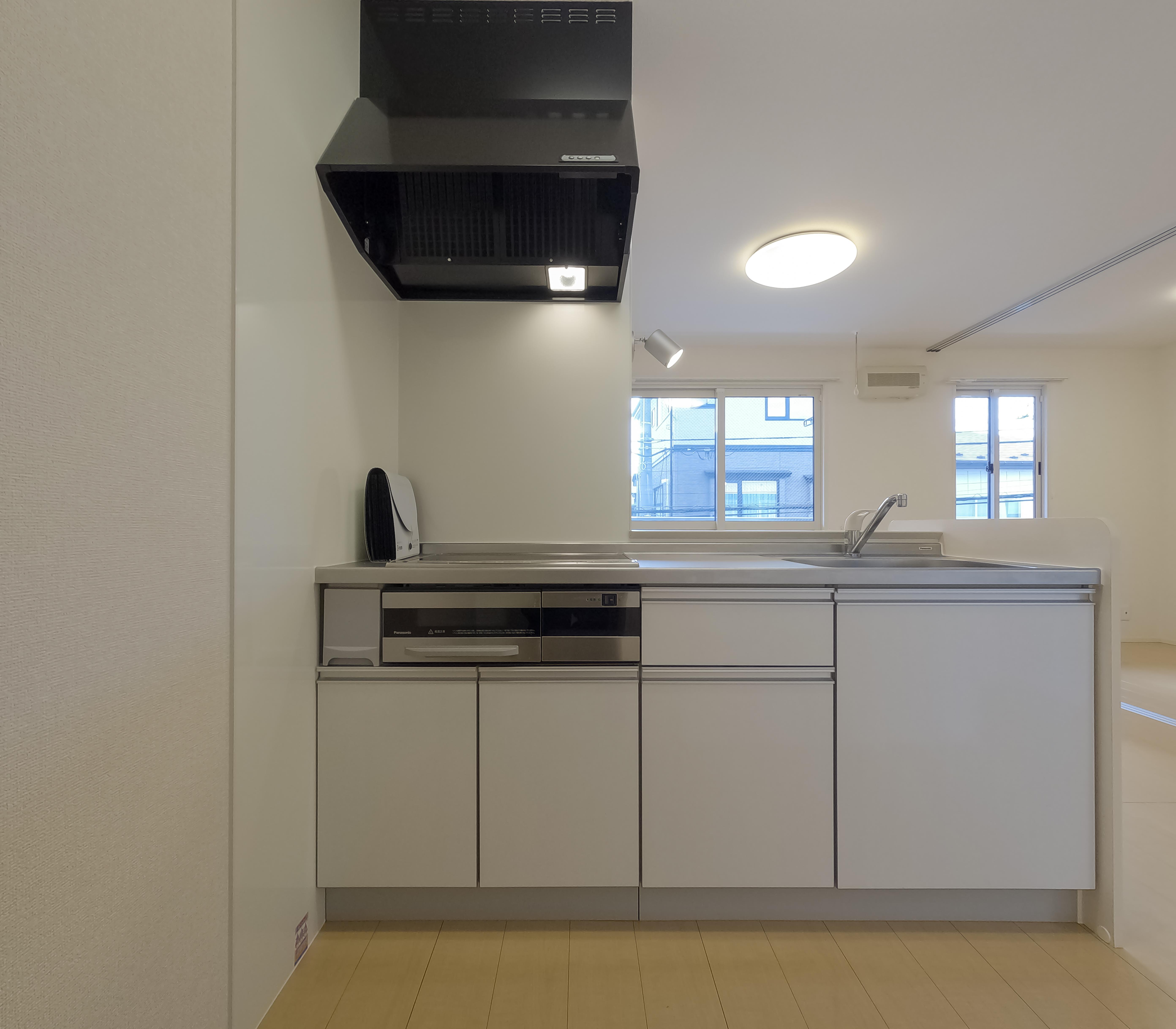 ★中心街・市役所徒歩圏内・インターネット無料！★メゾン内丸