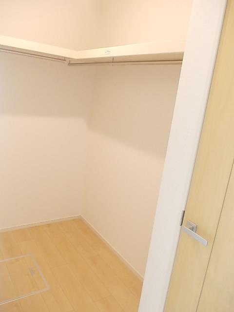 ★大東建託★コリーヌ