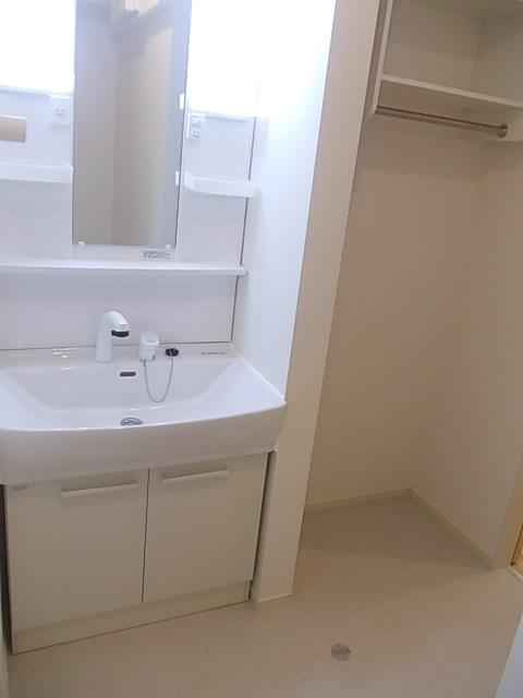 ★大東建託★コリーヌ