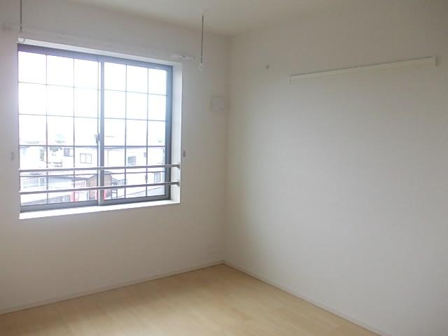 ★大東建託★コリーヌ