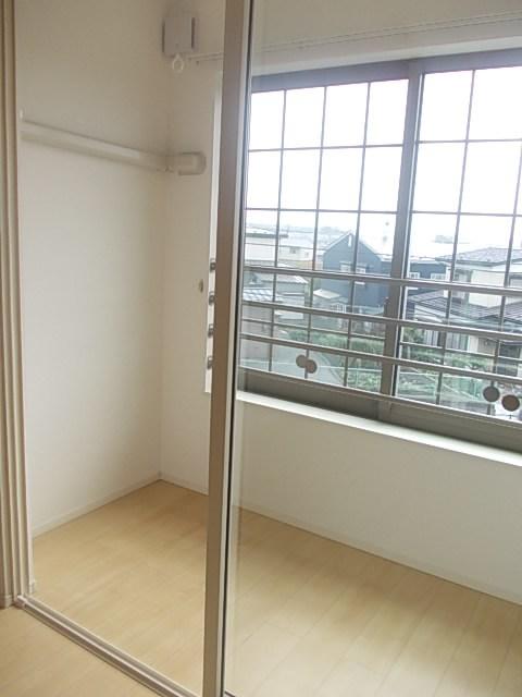 ★大東建託★コリーヌ