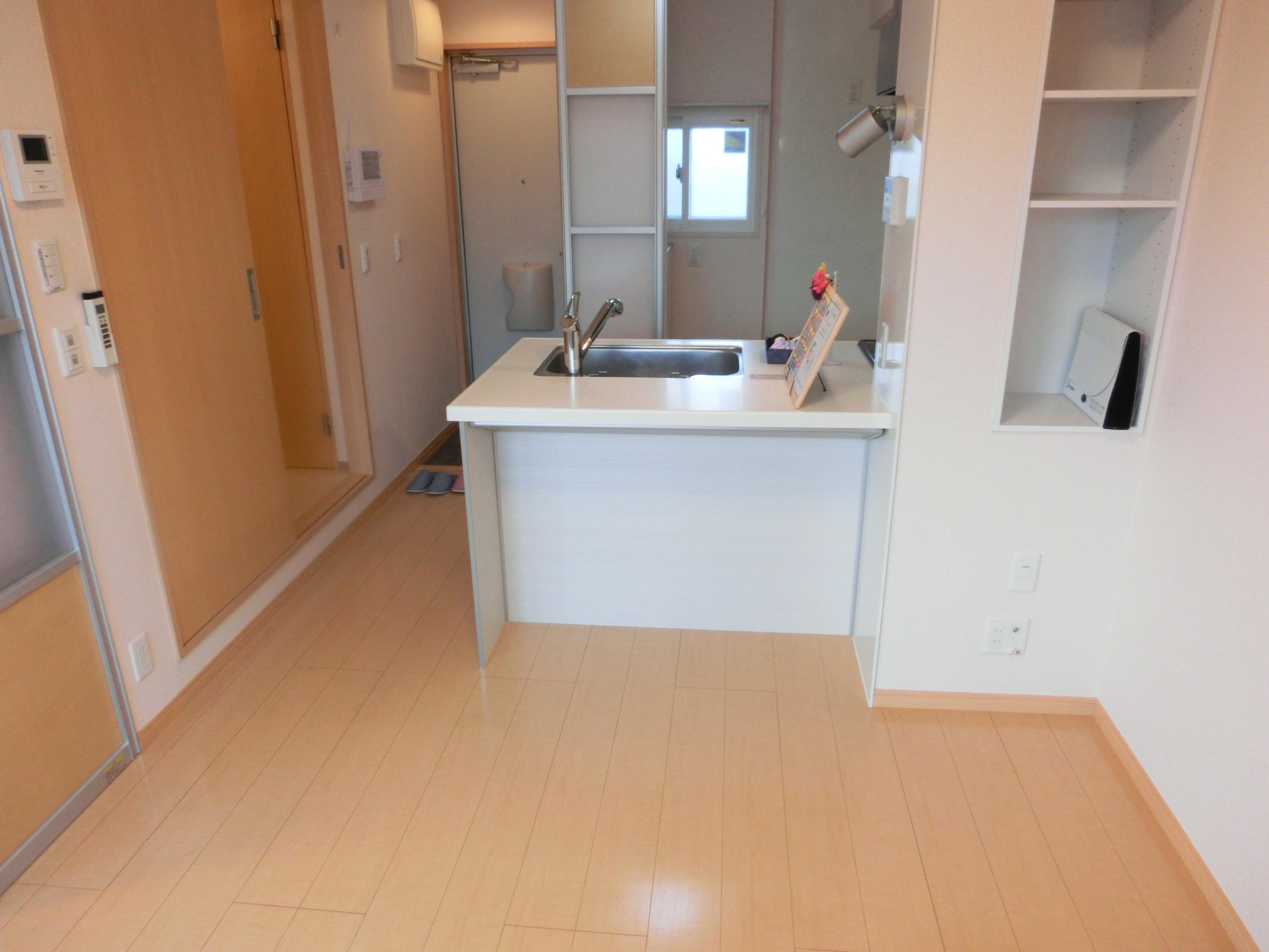 ★D-room★アヴェニール白銀B