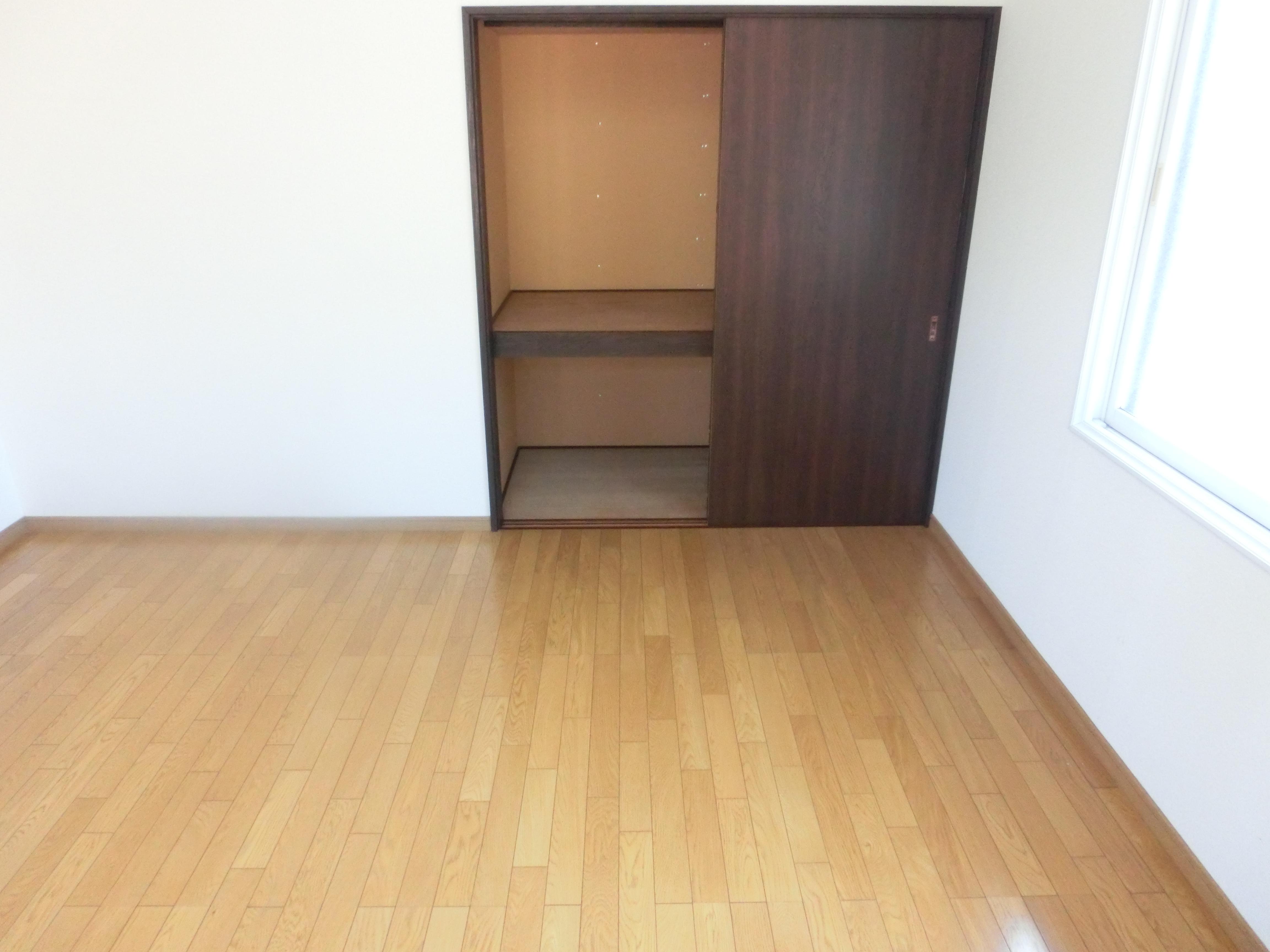 オリオホームズ